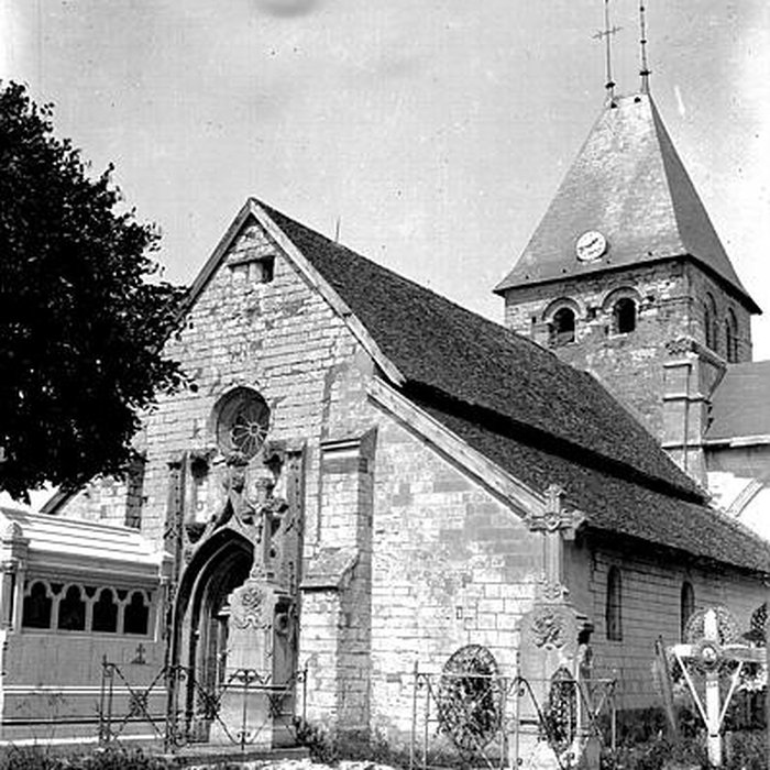 Photo de Église Saint-Antoine de Poivres et croix