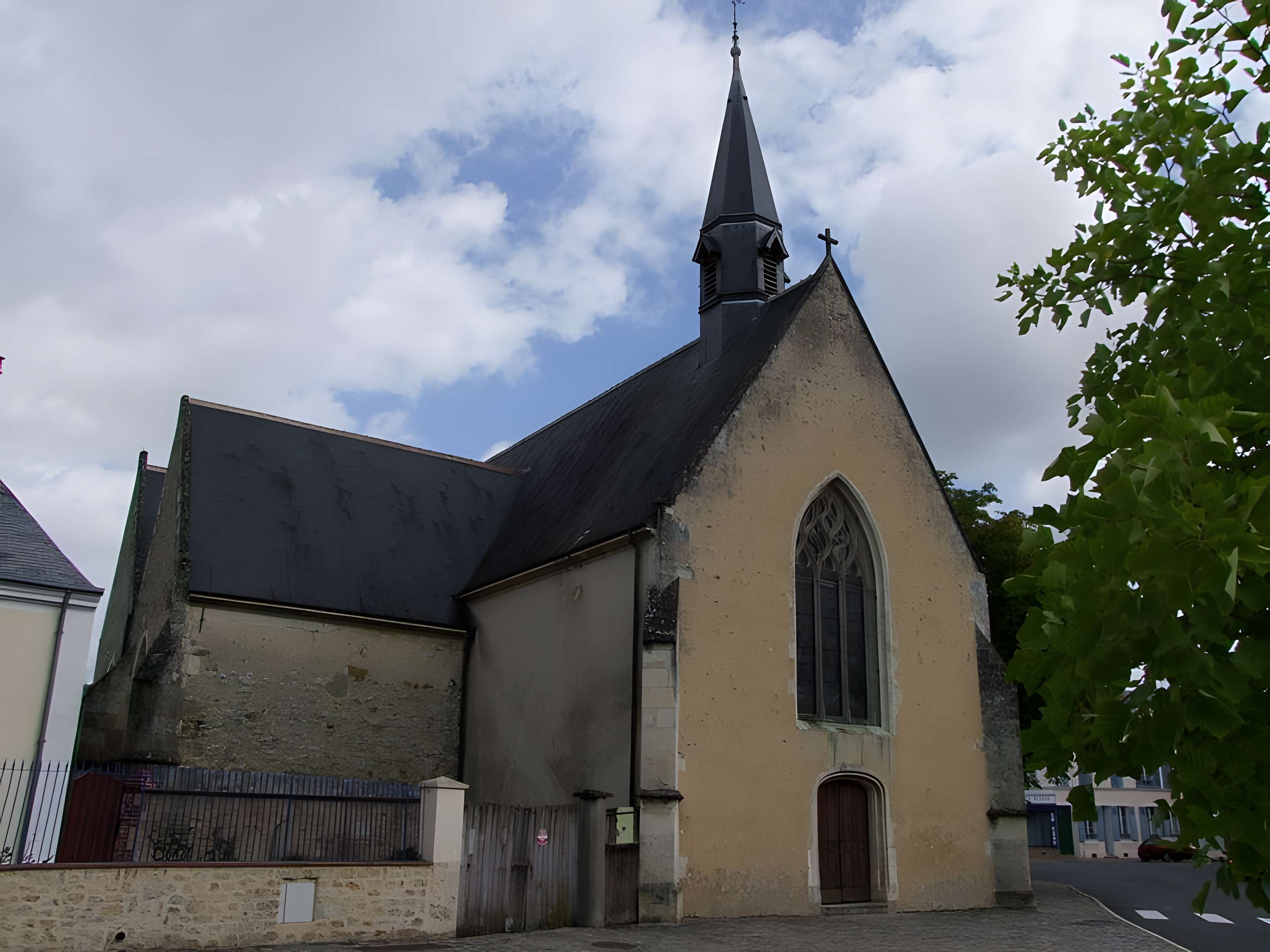 Église Saint-Antoine-de-Rochefort de La Ferté-Bernard 