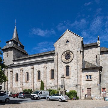 Église Saint-Antoine-lErmite dÉgletons