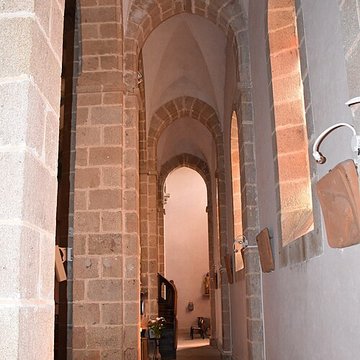 Église Saint-Antoine-lErmite dÉgletons