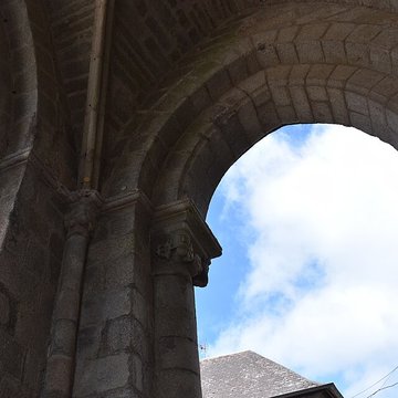 Église Saint-Antoine-lErmite dÉgletons
