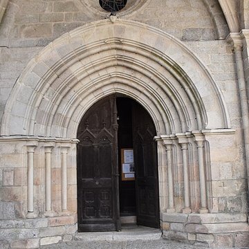 Église Saint-Antoine-lErmite dÉgletons