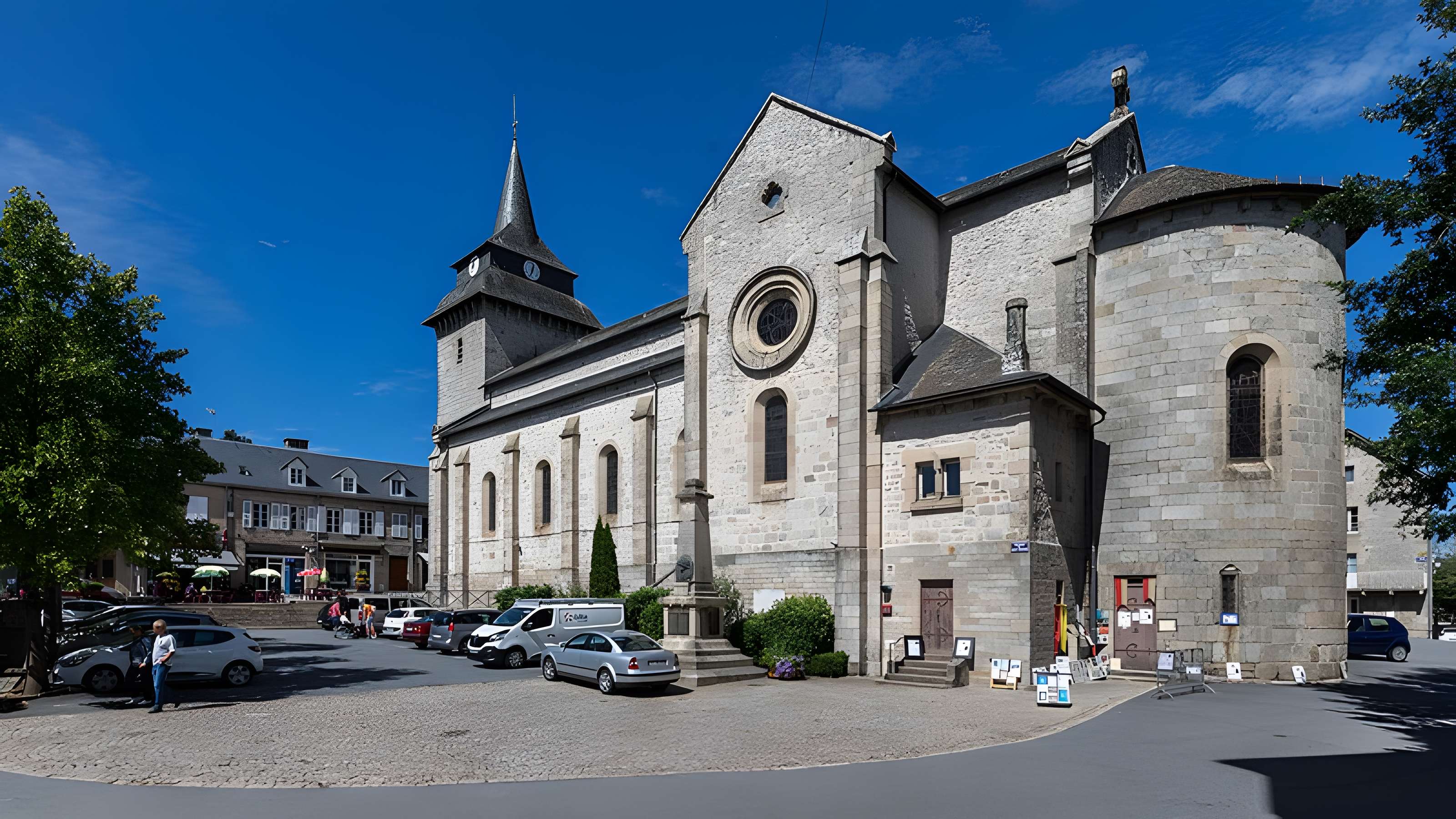 Église Saint-Antoine-l'Ermite d'Égletons
