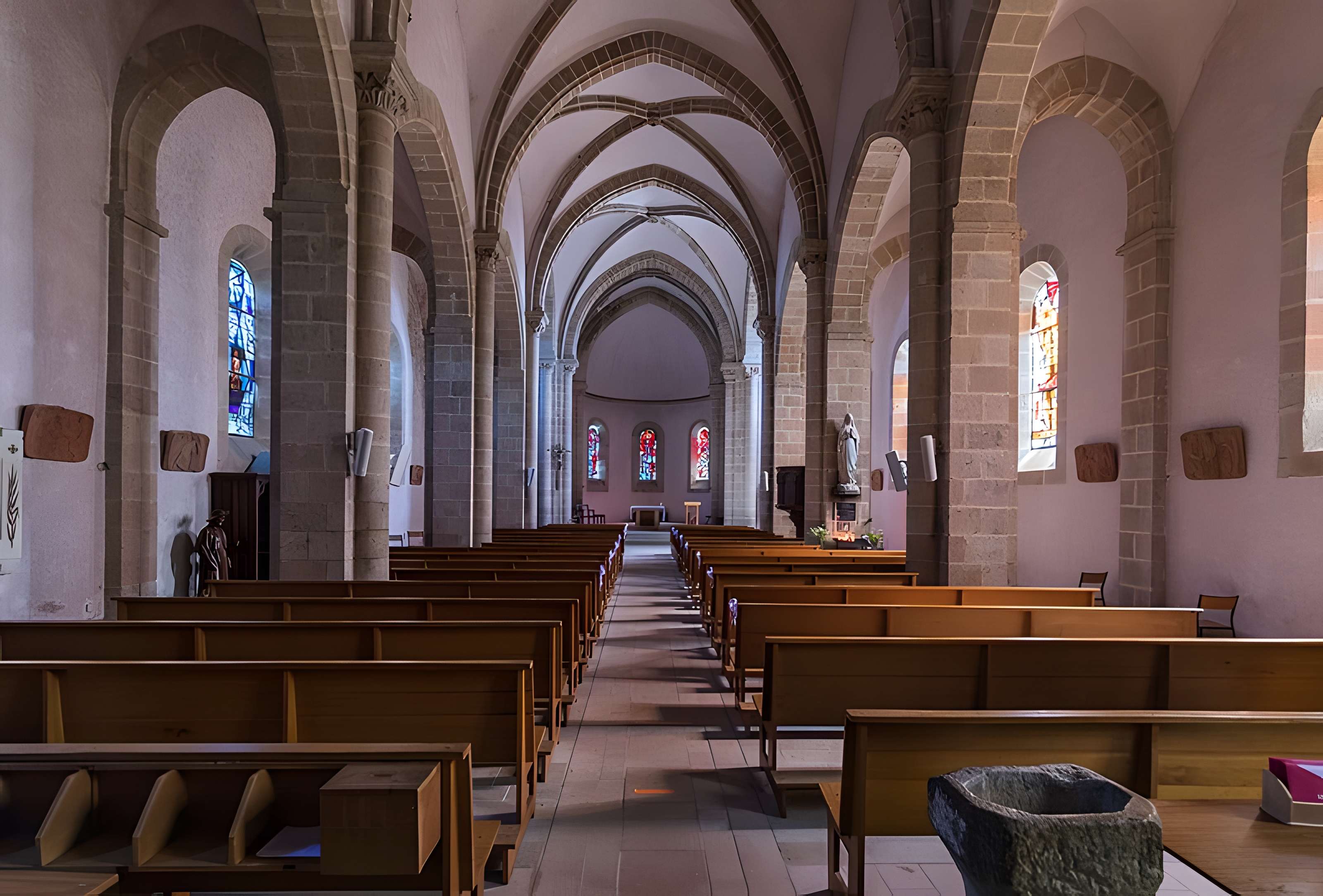 Église Saint-Antoine-l'Ermite d'Égletons