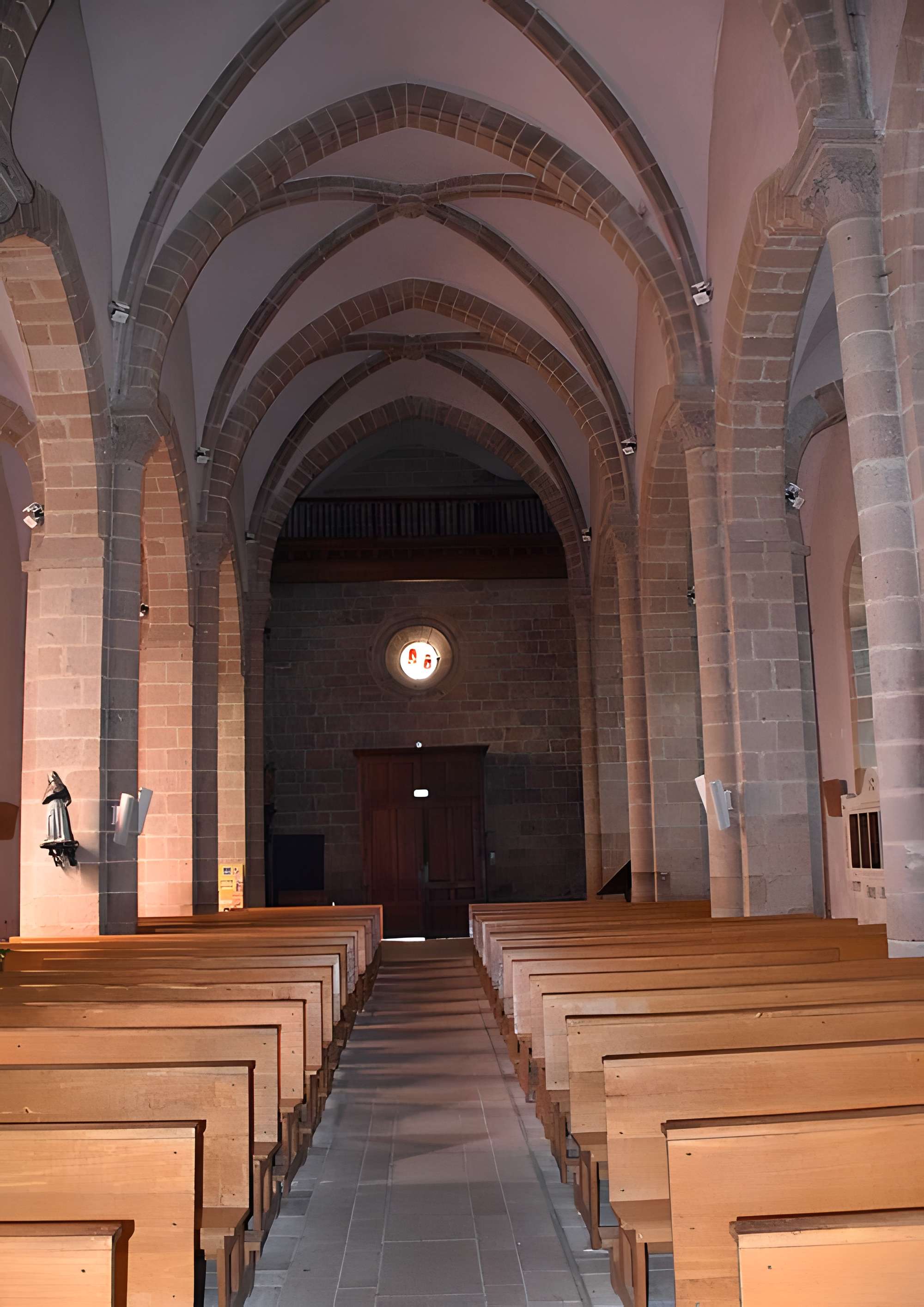 Église Saint-Antoine-l'Ermite d'Égletons