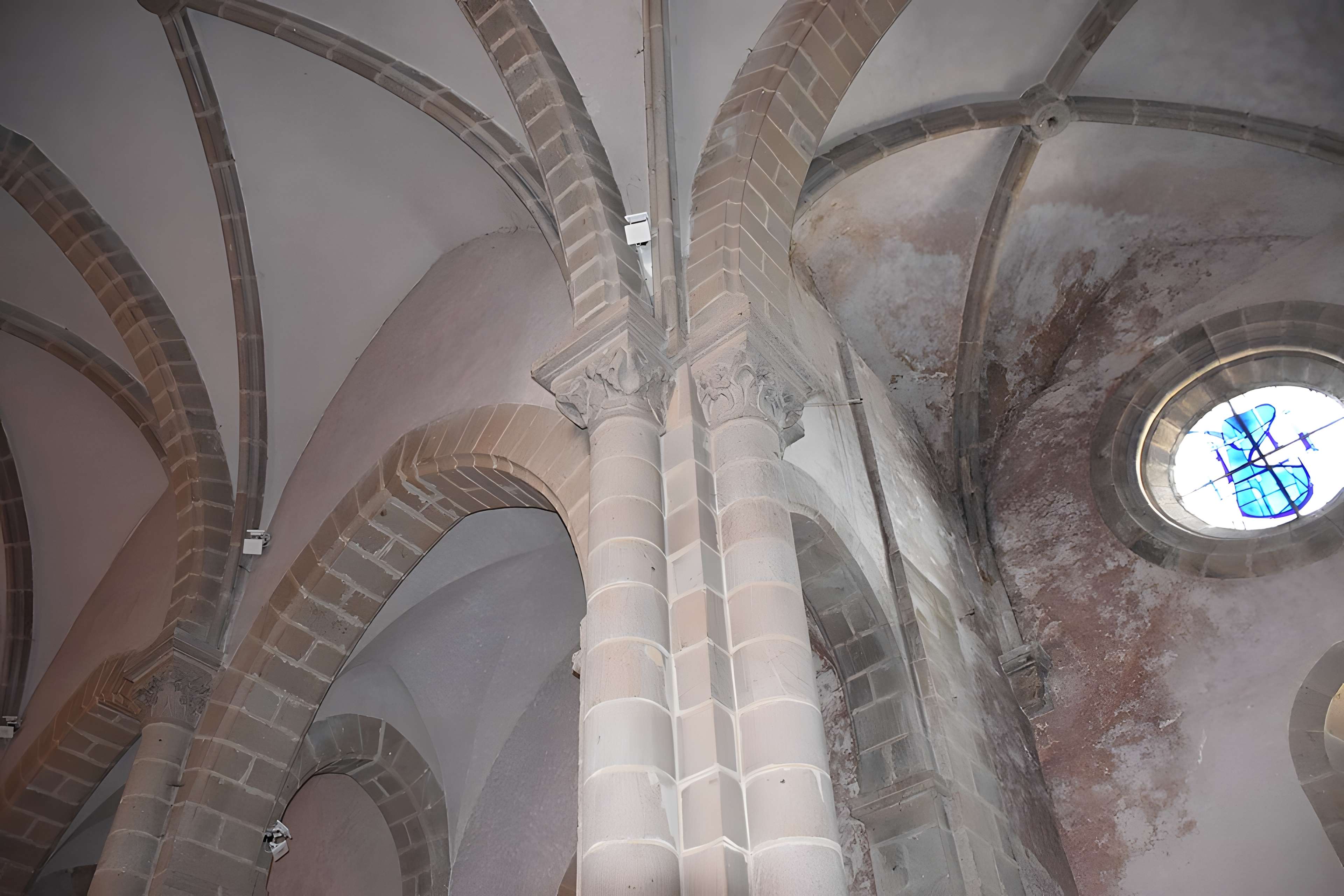 Église Saint-Antoine-l'Ermite d'Égletons