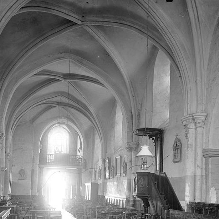 Photo de Église Saint-Apolinaire de Salins