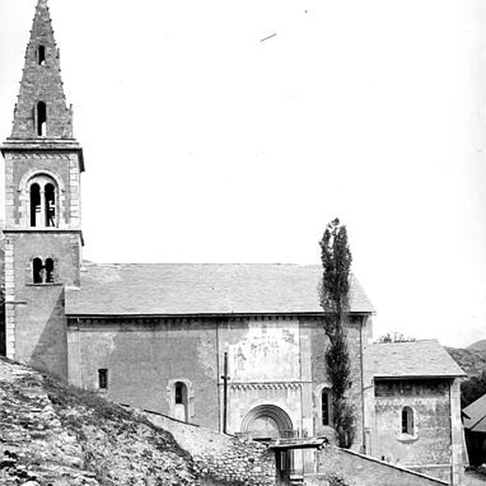 Photo de Église Saint-Apollinaire de LArgentière-la-Bessée