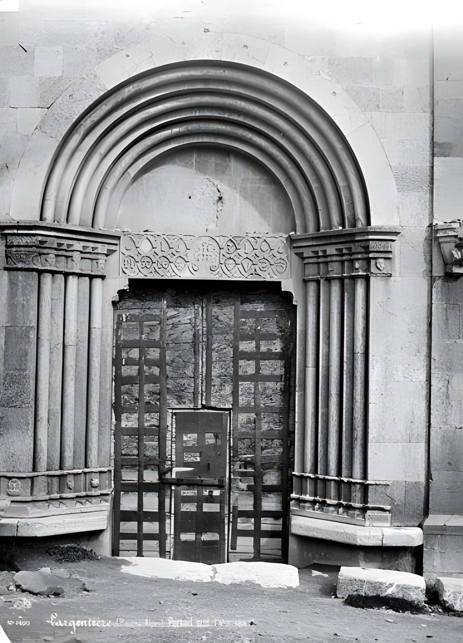 Église Saint-Apollinaire de L'Argentière-la-Bessée