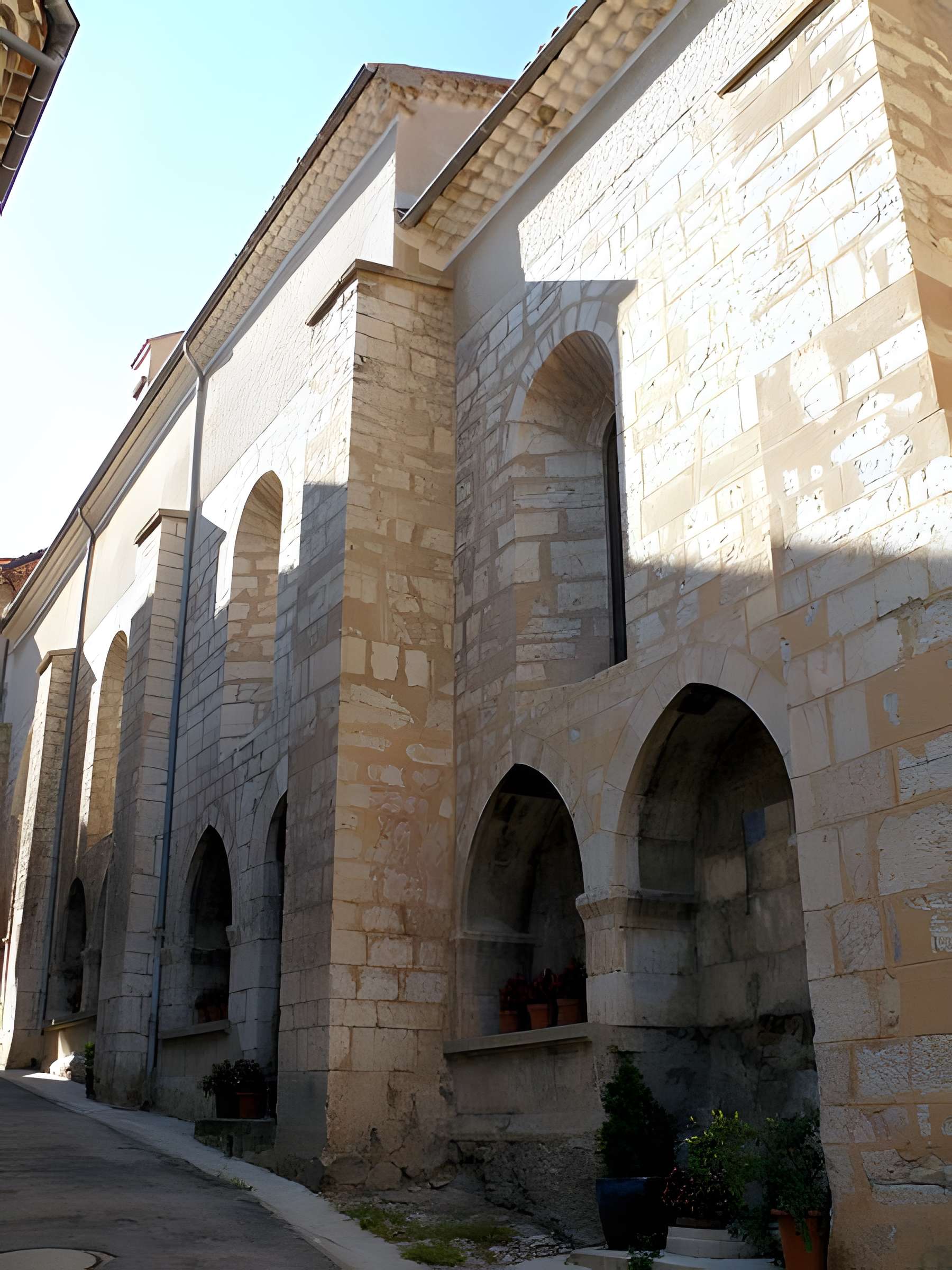Église Saint-Arey de Serres 