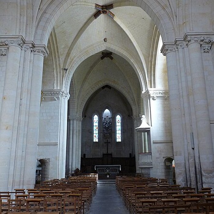 Photo de Église Saint-Aubin de Blaison