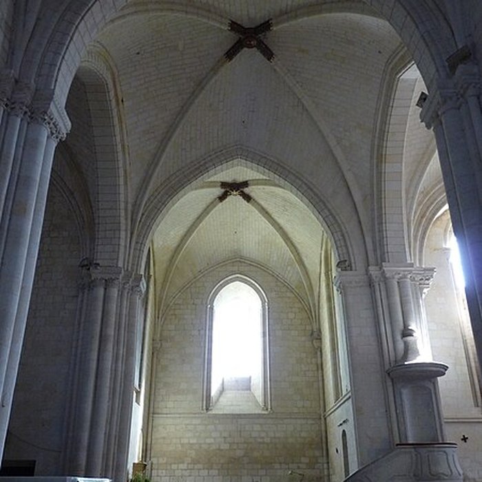 Photo de Église Saint-Aubin de Blaison