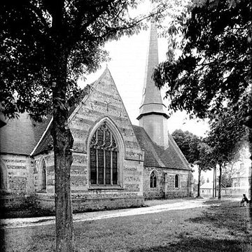 Église Saint-Aubin de Doudeauville-en-Vexin