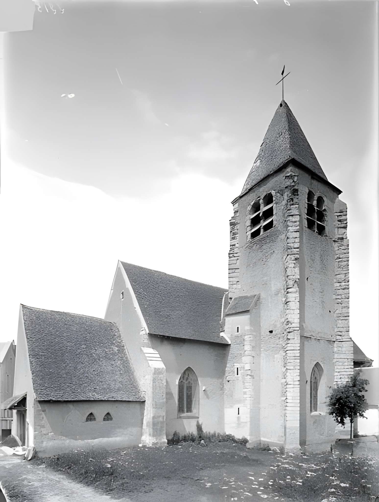 Église Saint-Aubin de Germenay