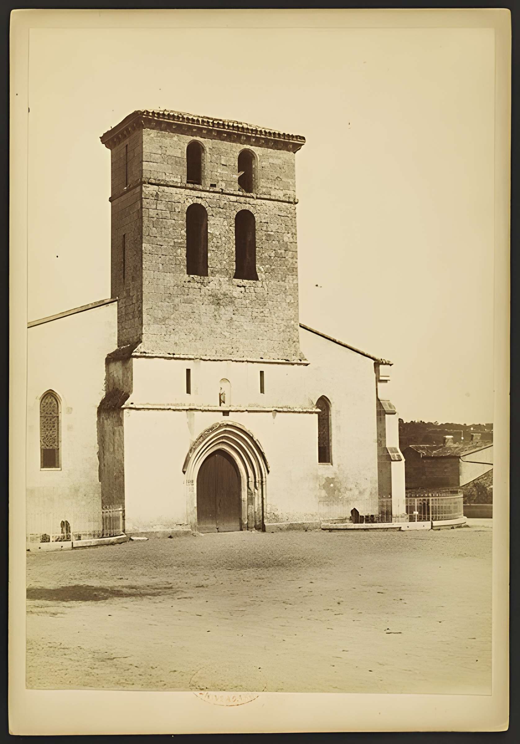 Église Saint-Aubin de Latresne