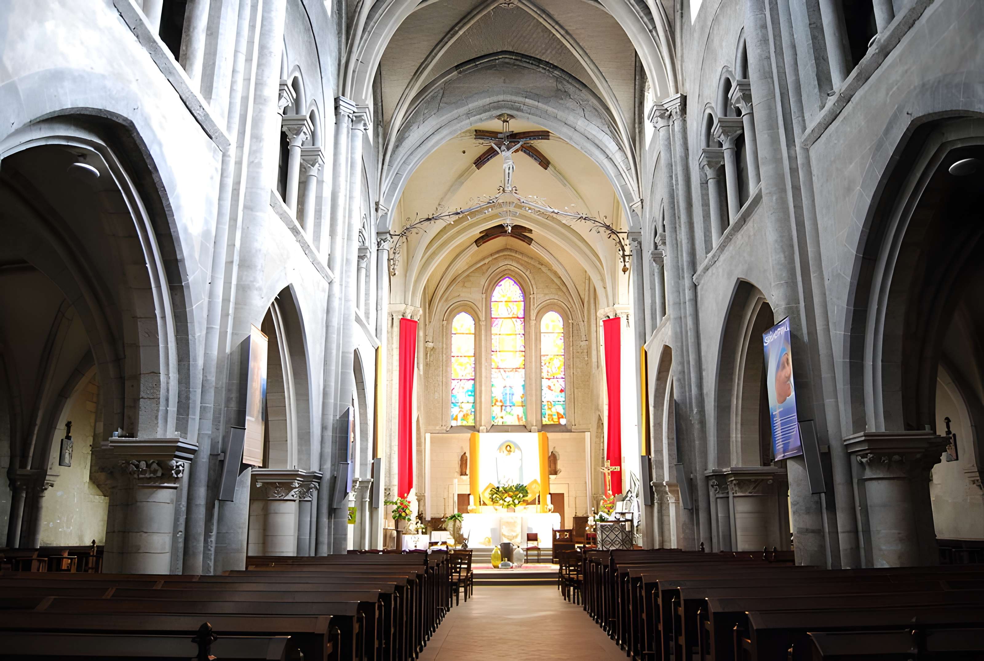 Église Saint-Aubin de Pacy-sur-Eure
