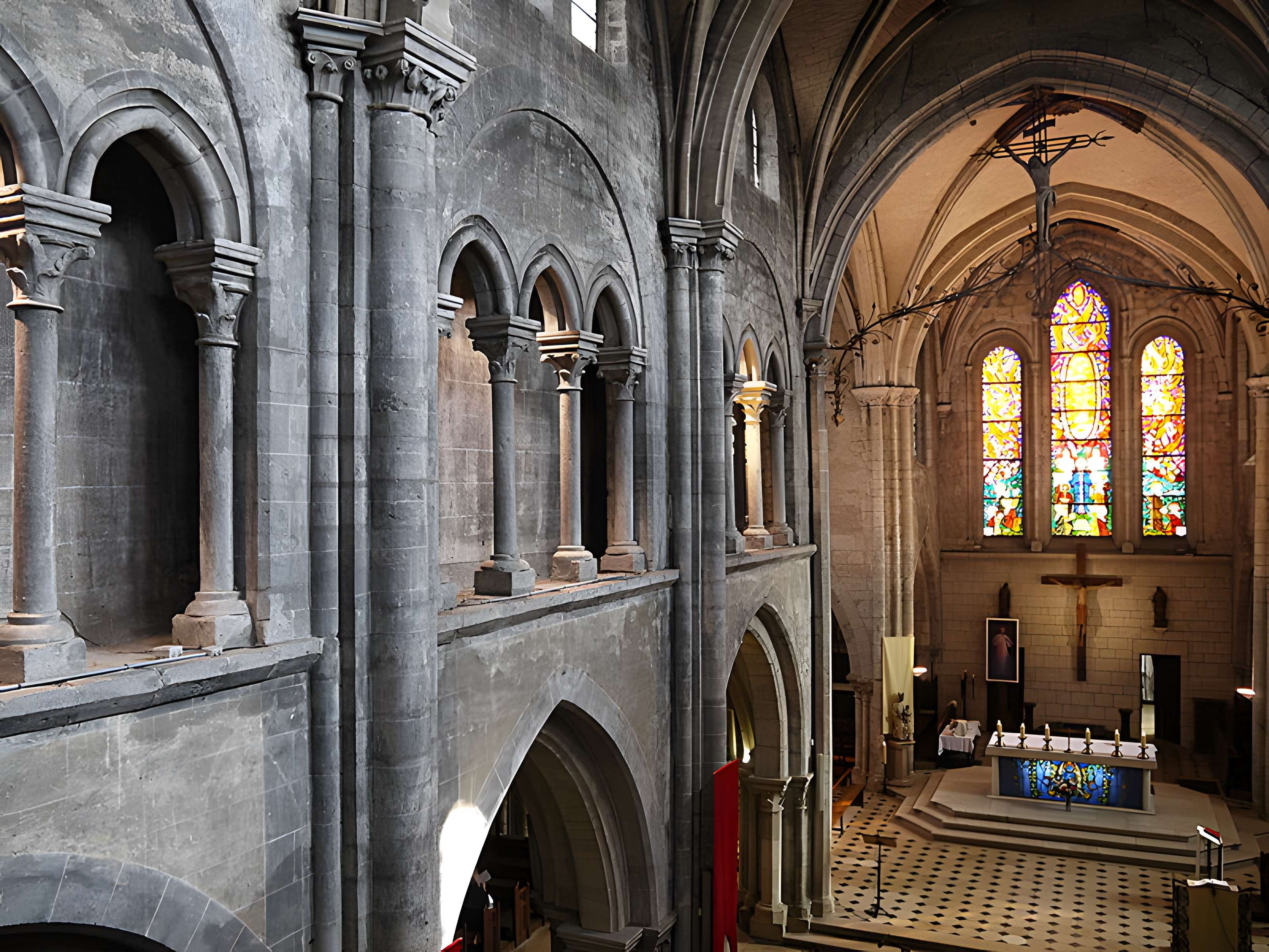 Église Saint-Aubin de Pacy-sur-Eure