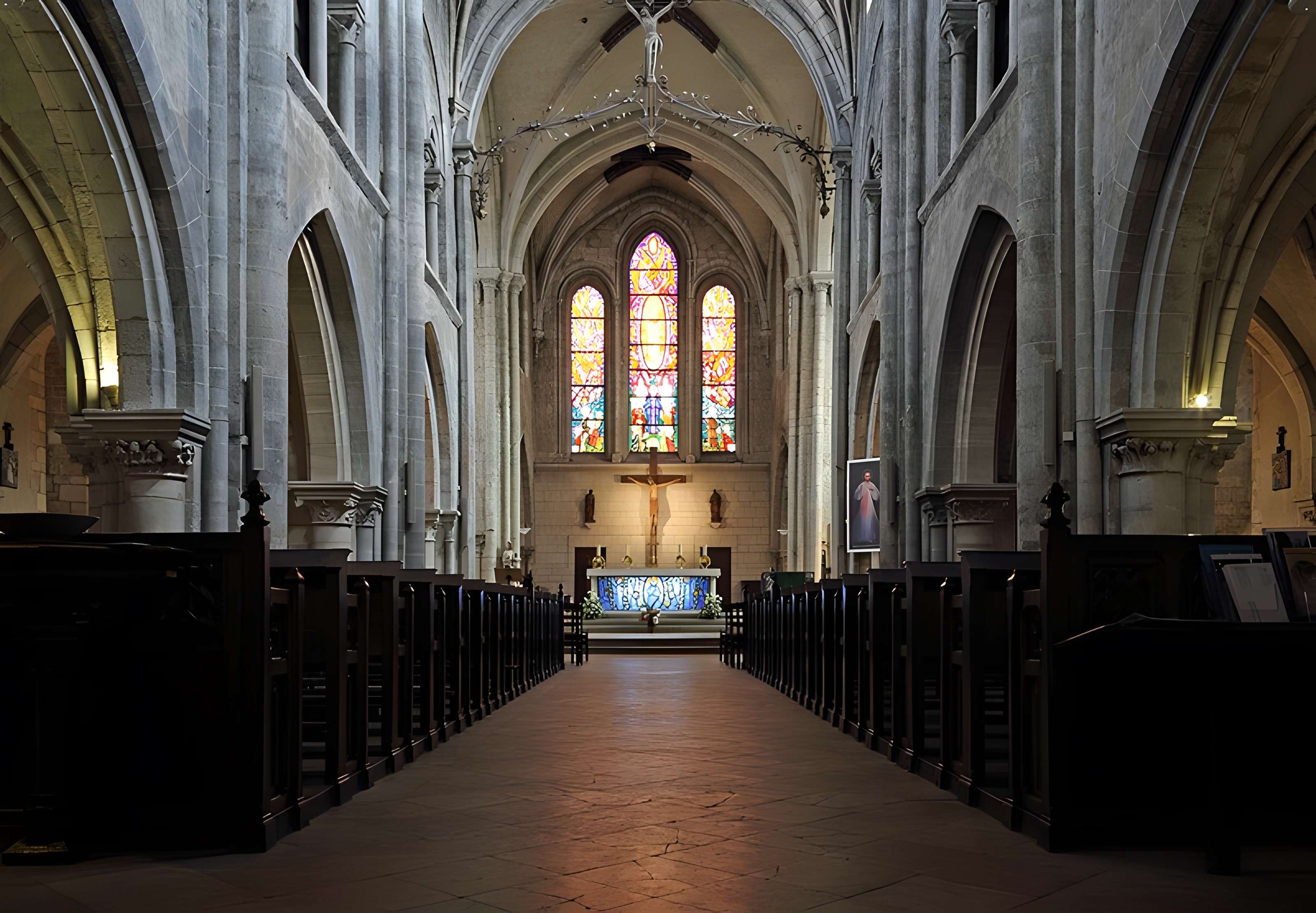 Église Saint-Aubin de Pacy-sur-Eure