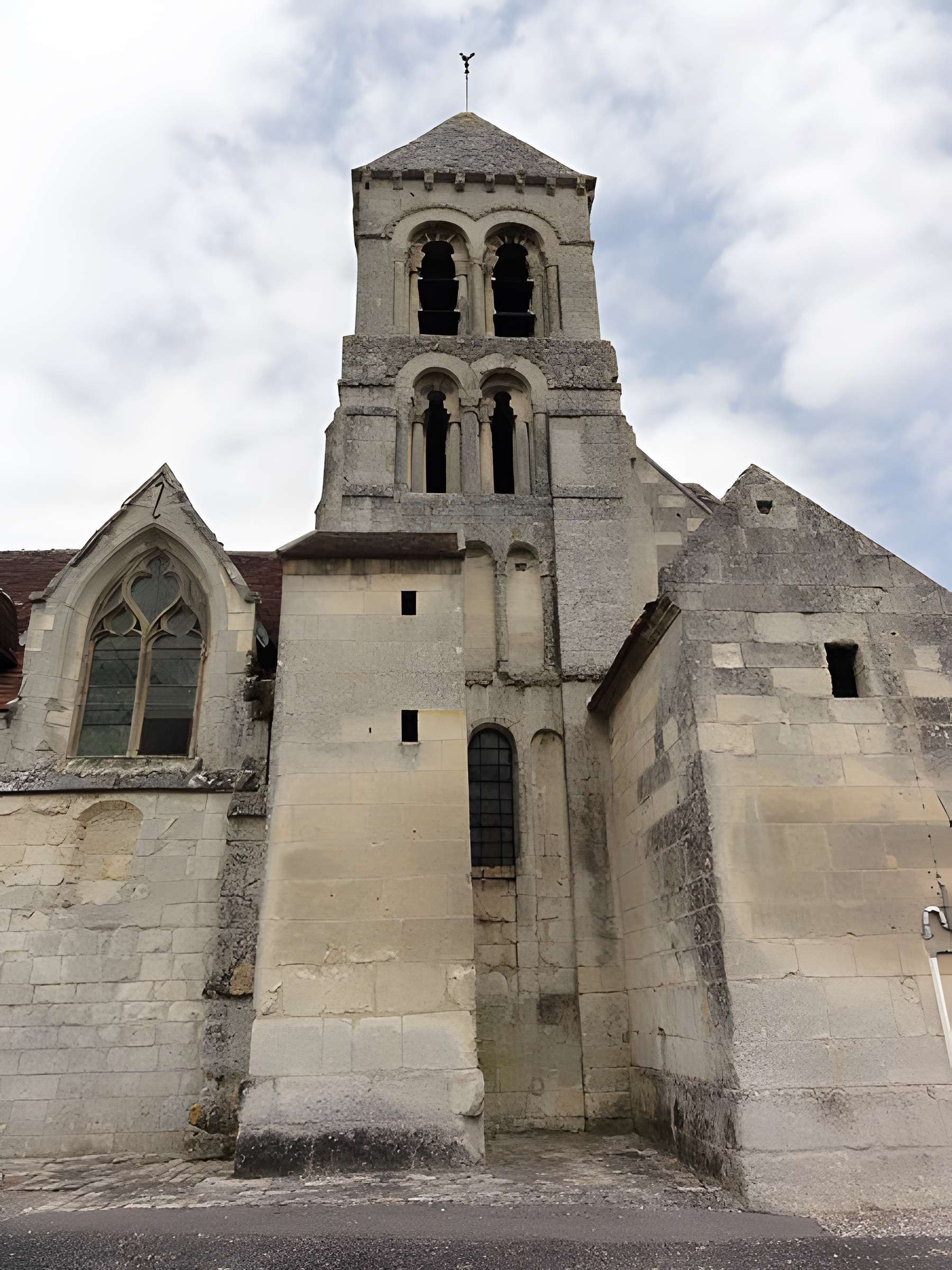 Église Saint-Aubin de Retheuil