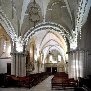 Église Saint-Aubin de Vaux-sur-Aure