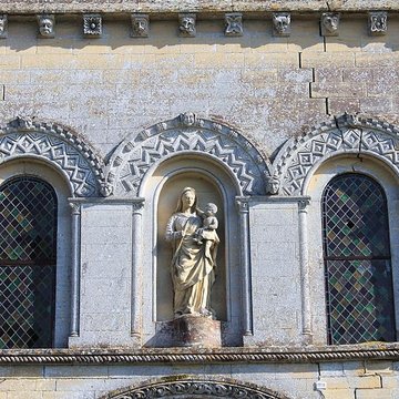Église Saint-Aubin de Vaux-sur-Aure