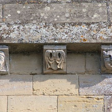 Église Saint-Aubin de Vaux-sur-Aure