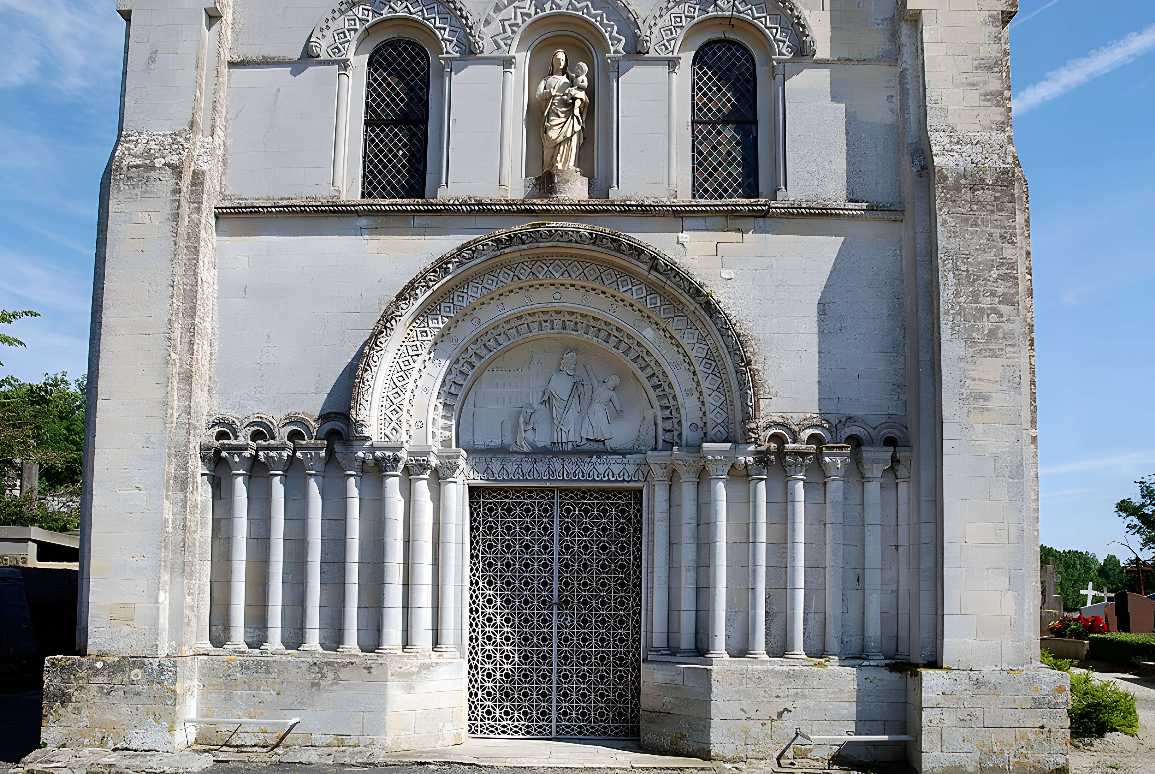 Église Saint-Aubin de Vaux-sur-Aure
