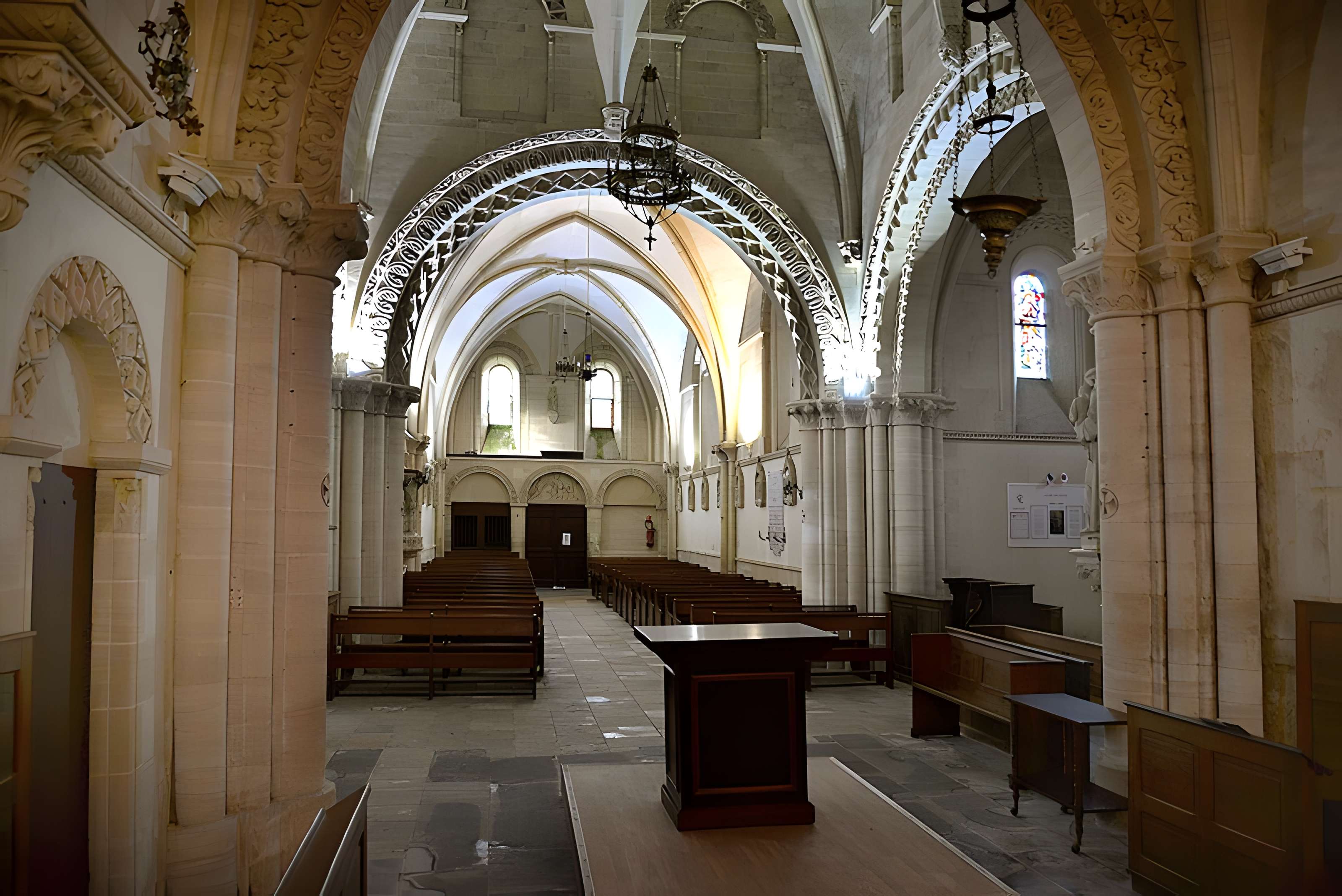 Église Saint-Aubin de Vaux-sur-Aure