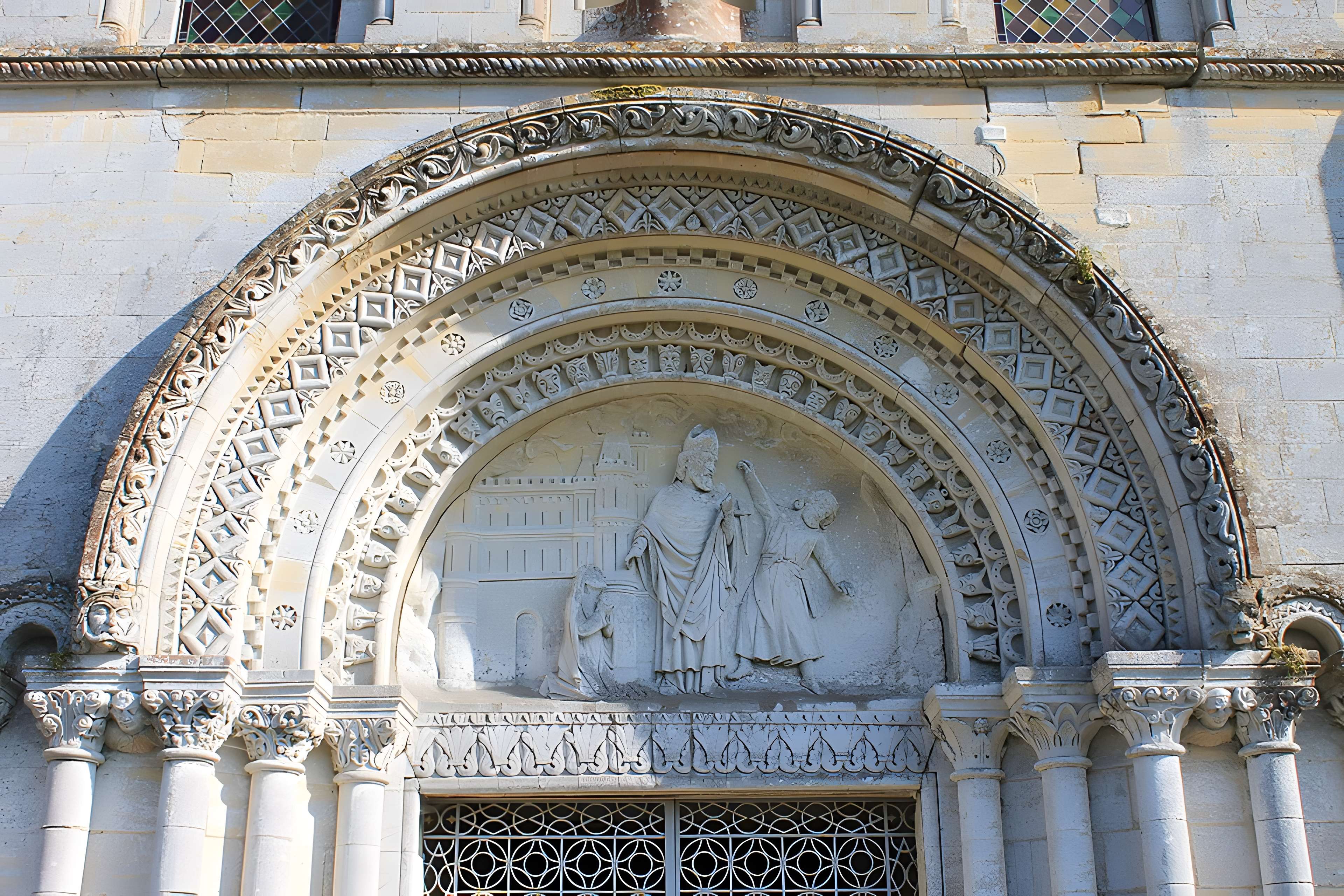 Église Saint-Aubin de Vaux-sur-Aure
