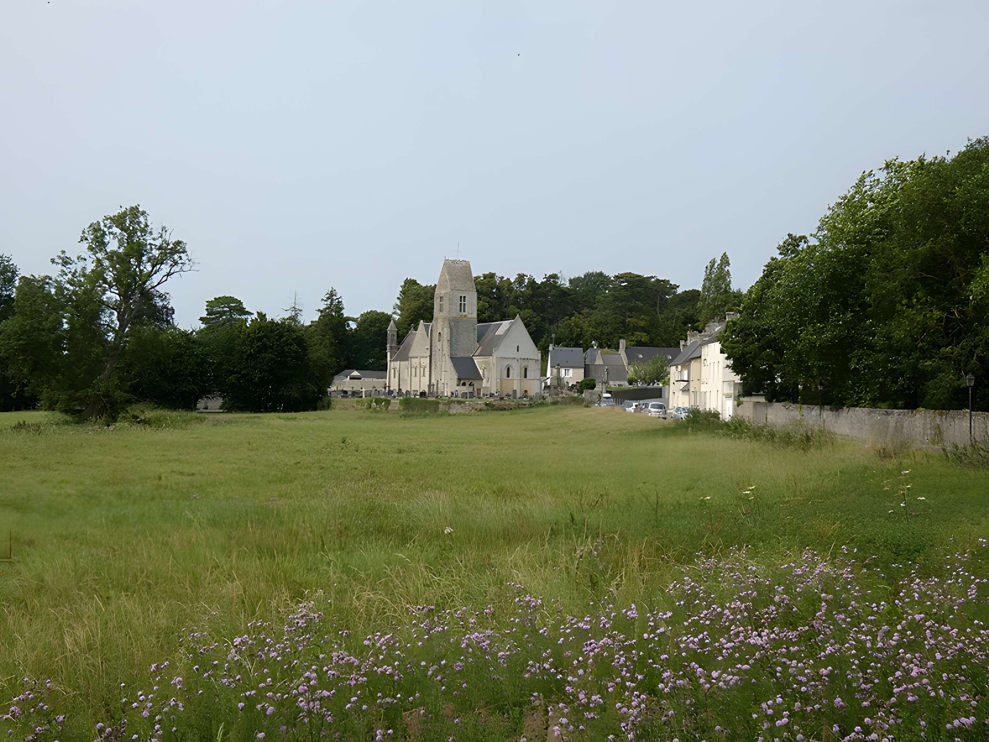 Église Saint-Aubin de Vaux-sur-Aure