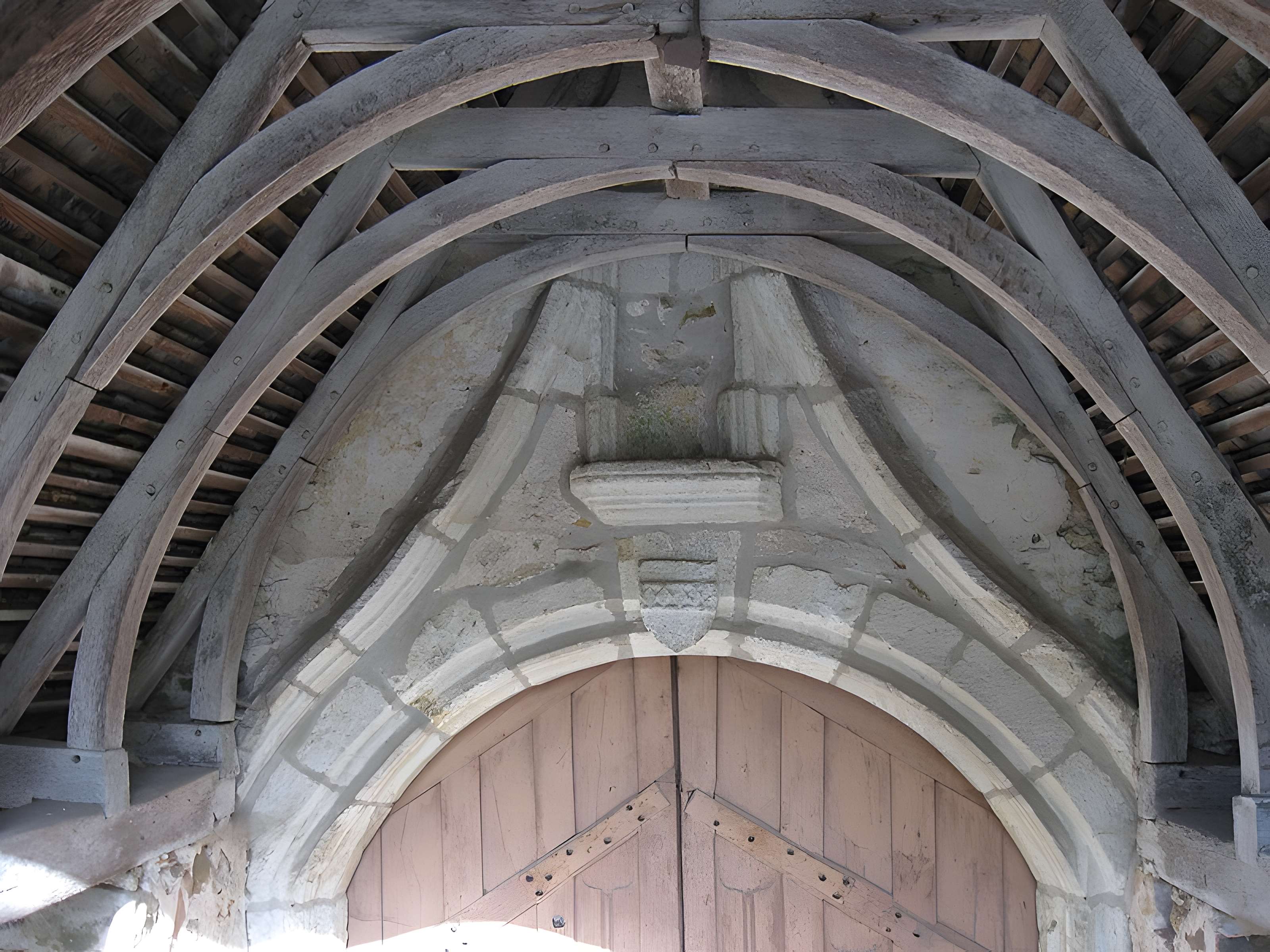 Église Saint-Aubin de Villeconin