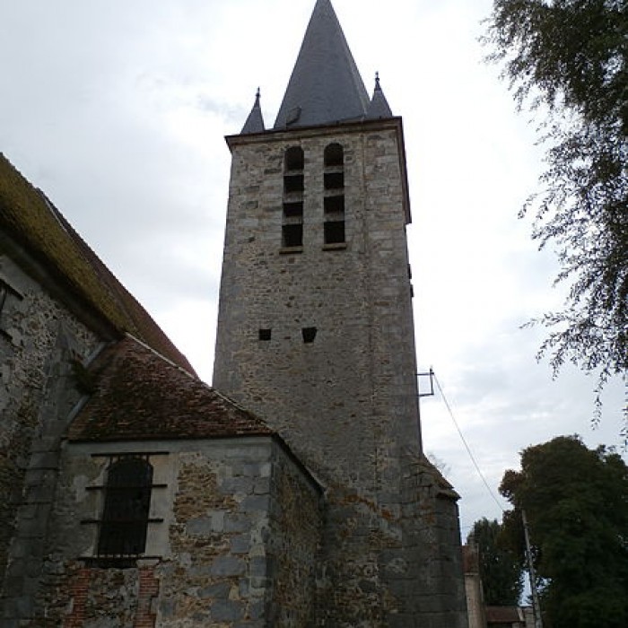 Photo de Église Saint-Aubin dOzouer-le-Repos