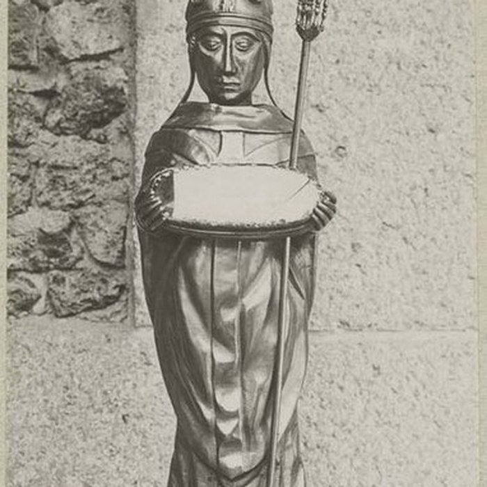 Photo de Église Saint-Aubin dOzouer-le-Repos