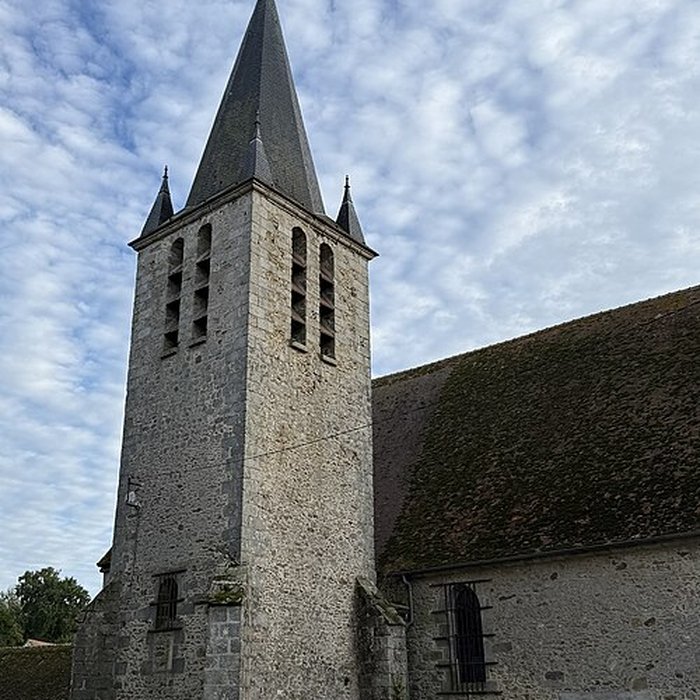 Photo de Église Saint-Aubin dOzouer-le-Repos