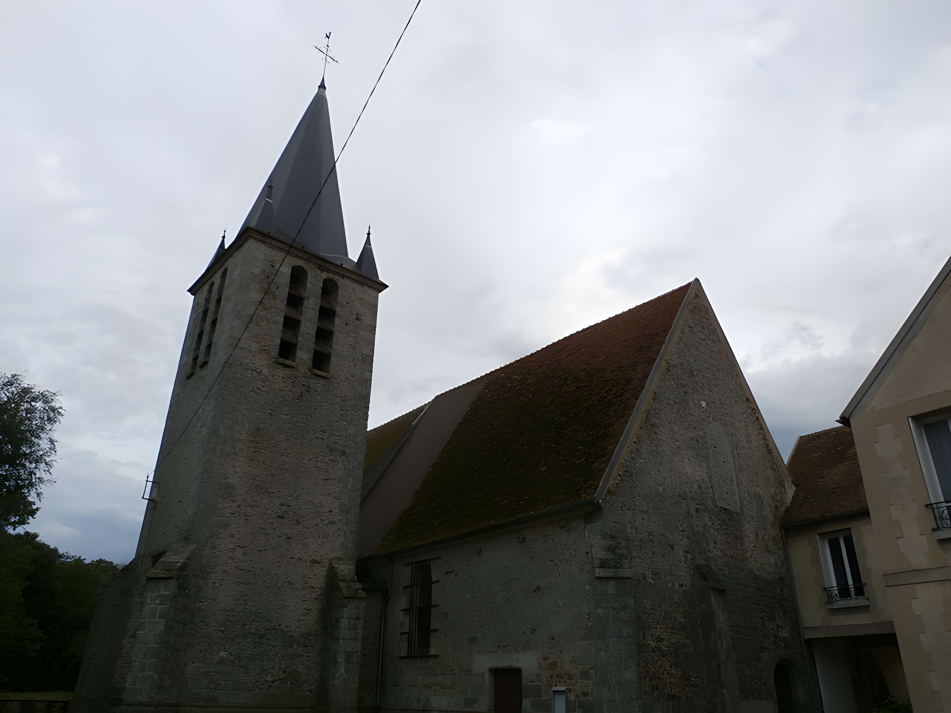 Église Saint-Aubin d'Ozouer-le-Repos