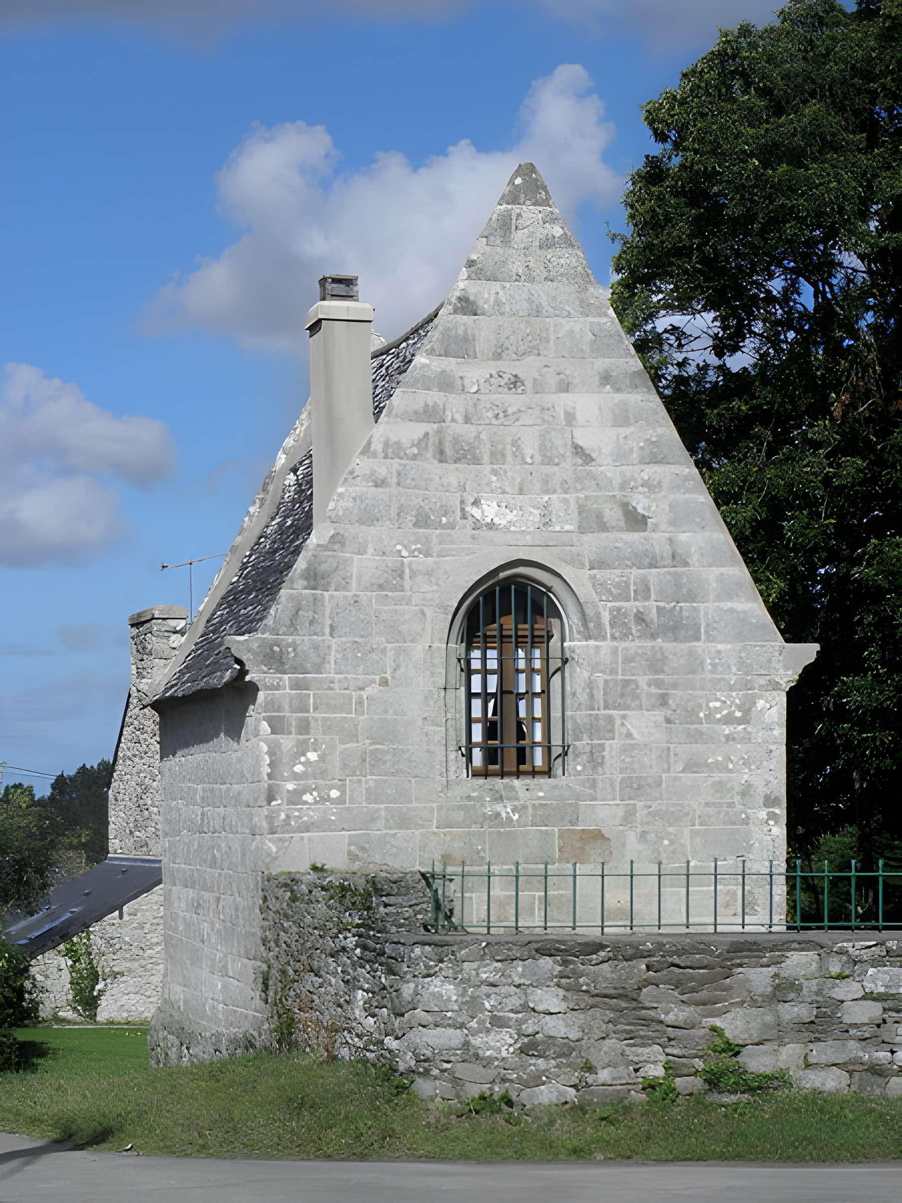 Église Saint-Aurélien de Mespaul