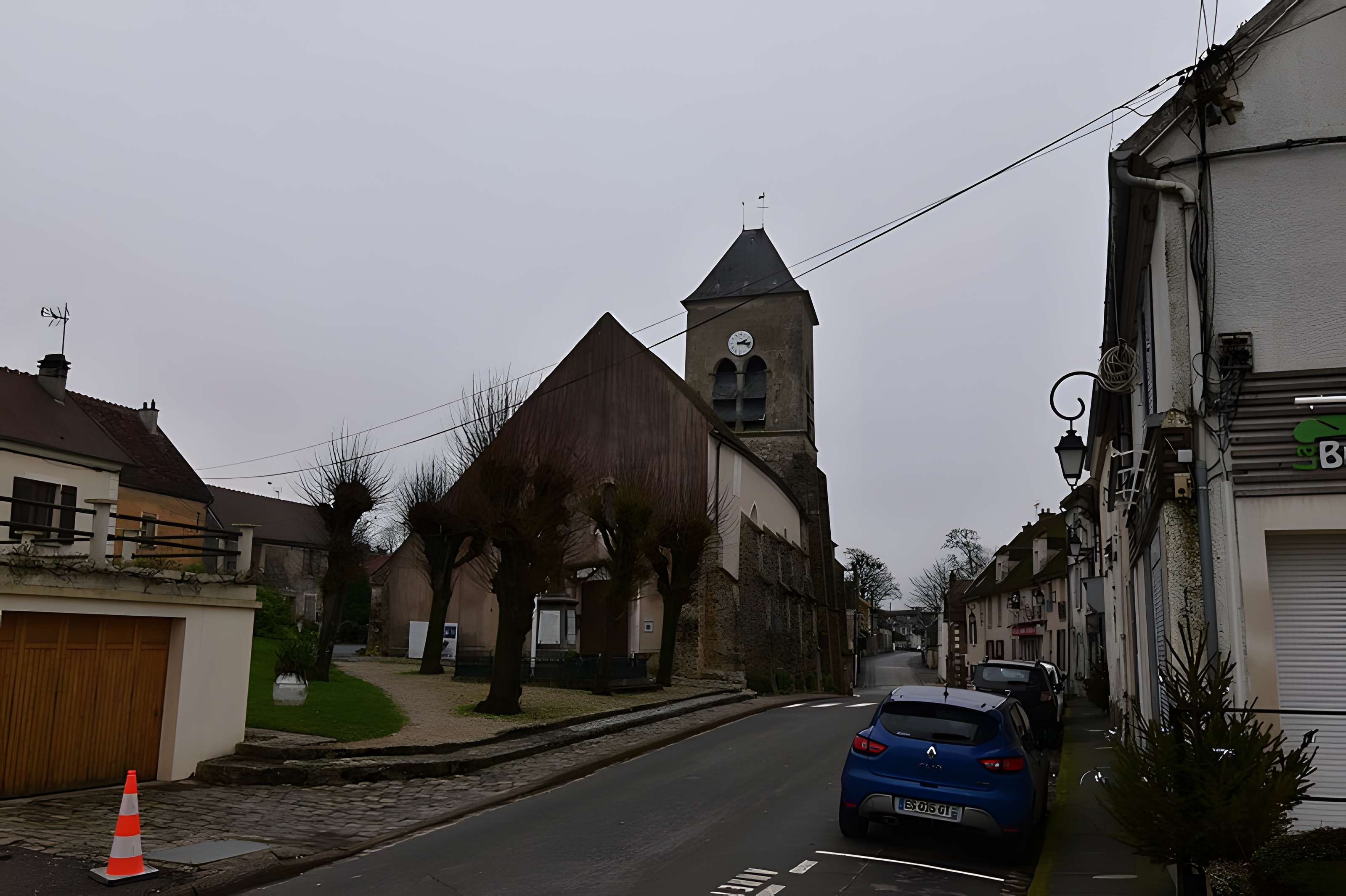 Église Saint-Authaire d'Ussy-sur-Marne