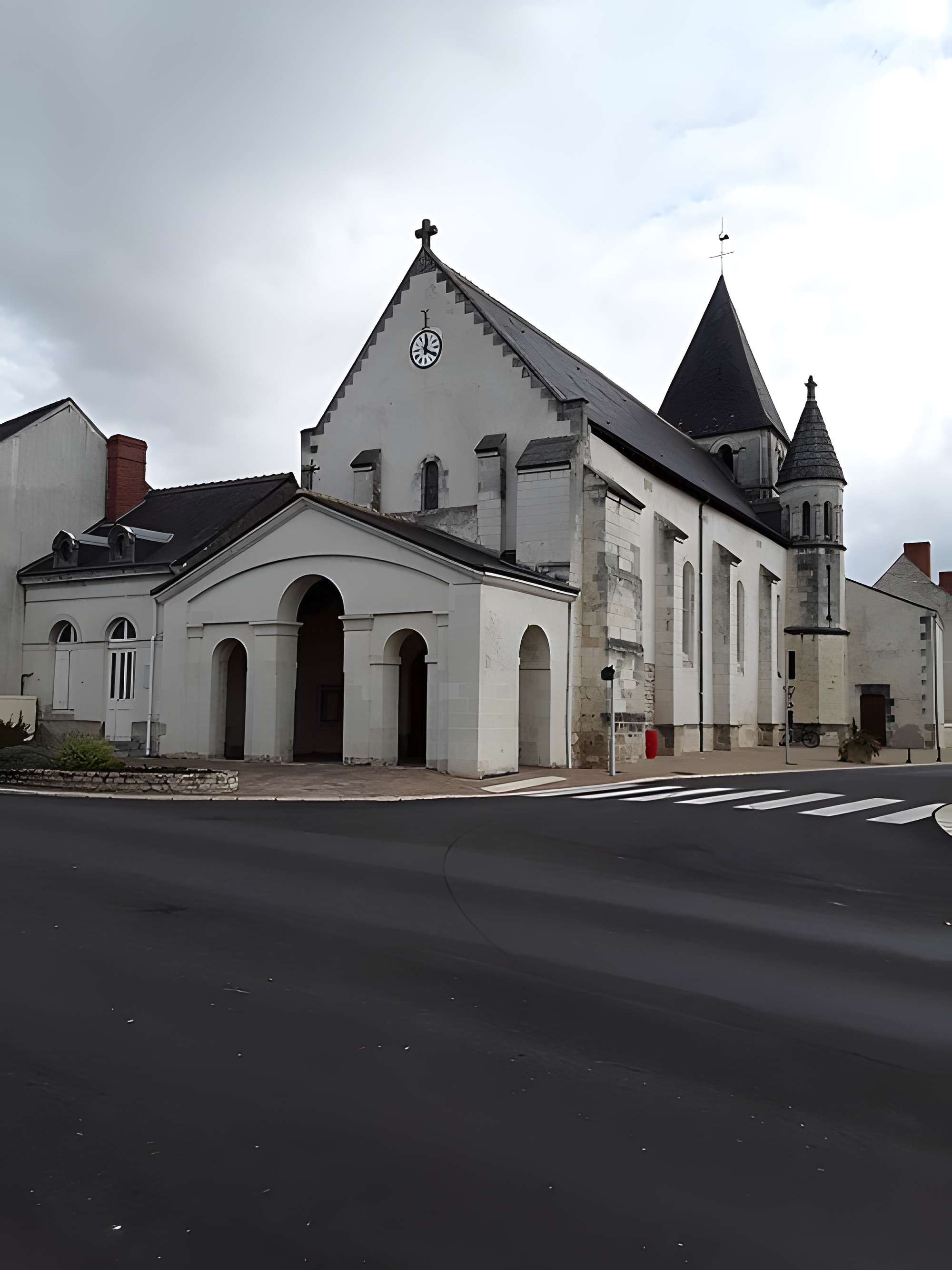 Église Saint-Avant de La Celle-Saint-Avant