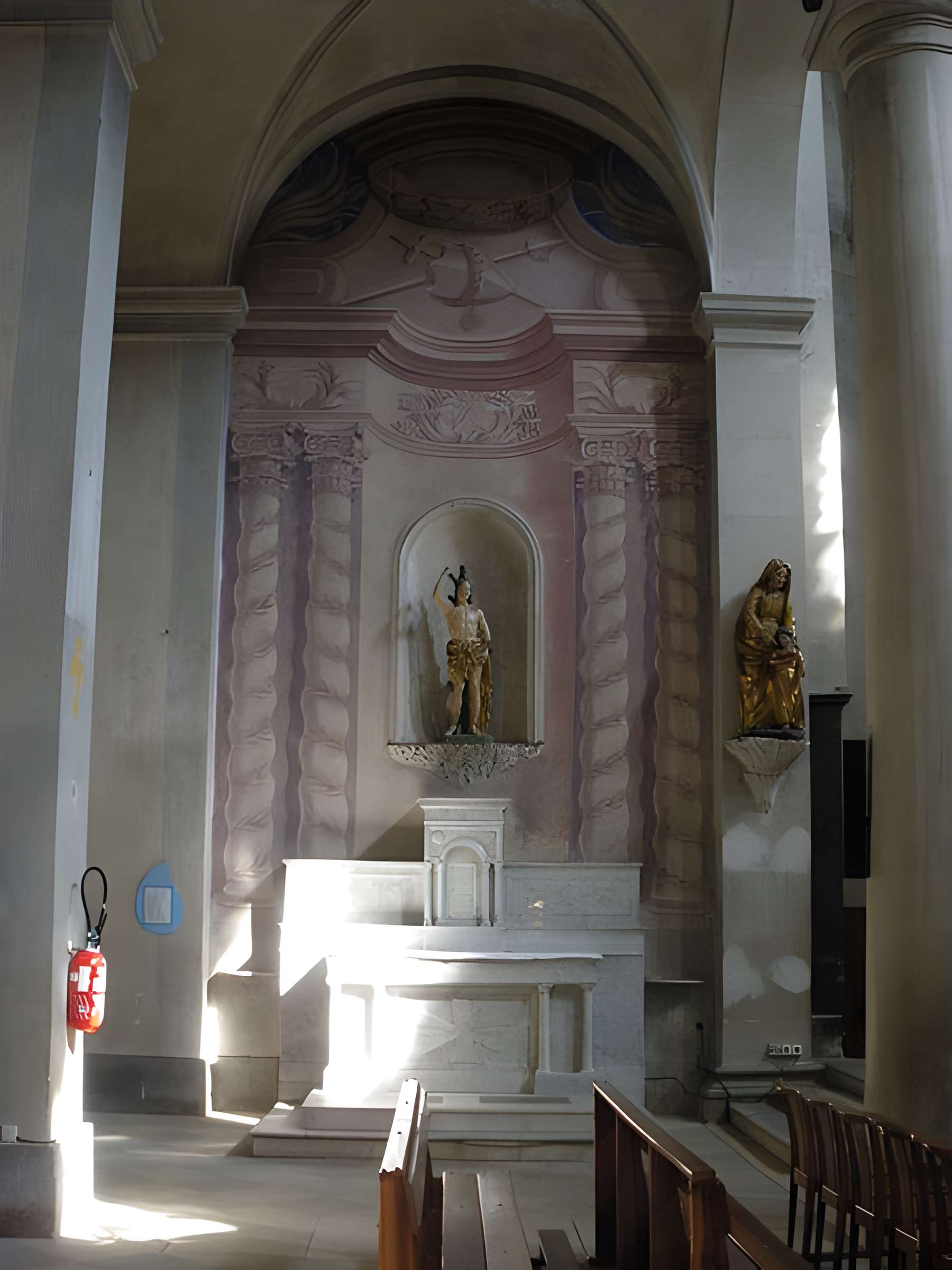 Église Saint-Bach de Suze-la-Rousse