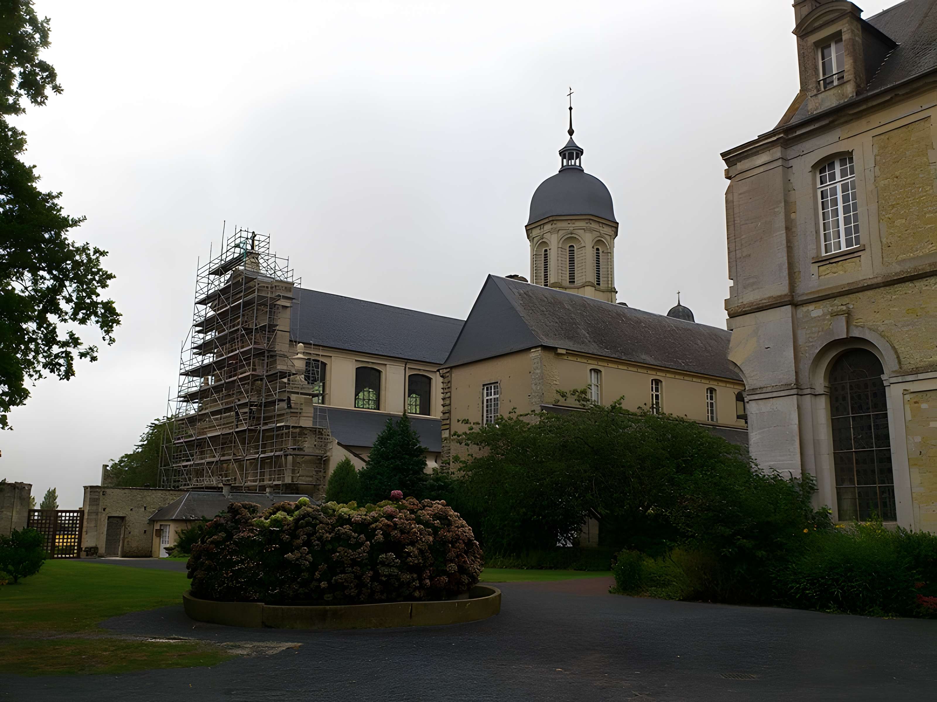 Abbaye de Mondaye