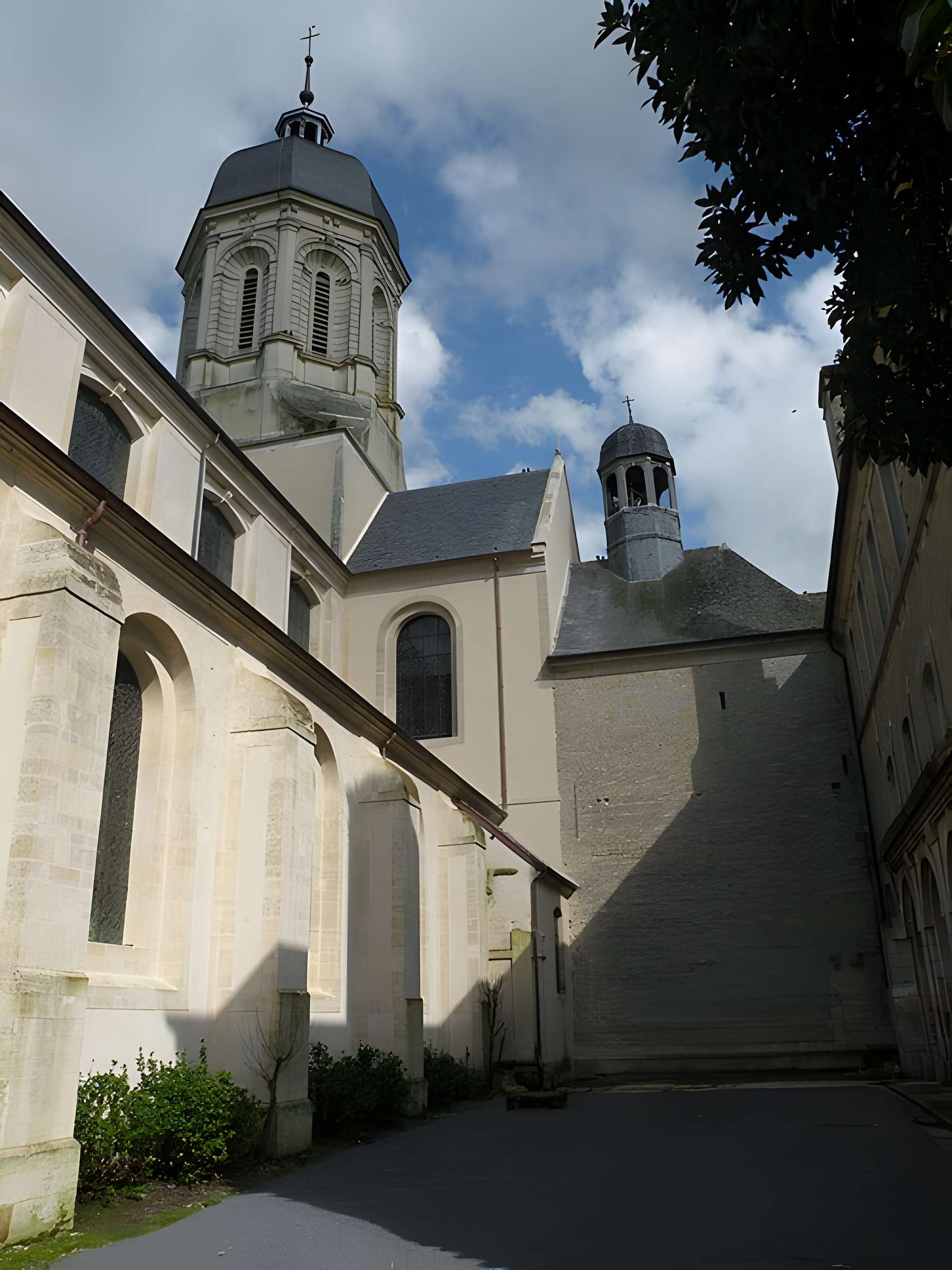Abbaye de Mondaye