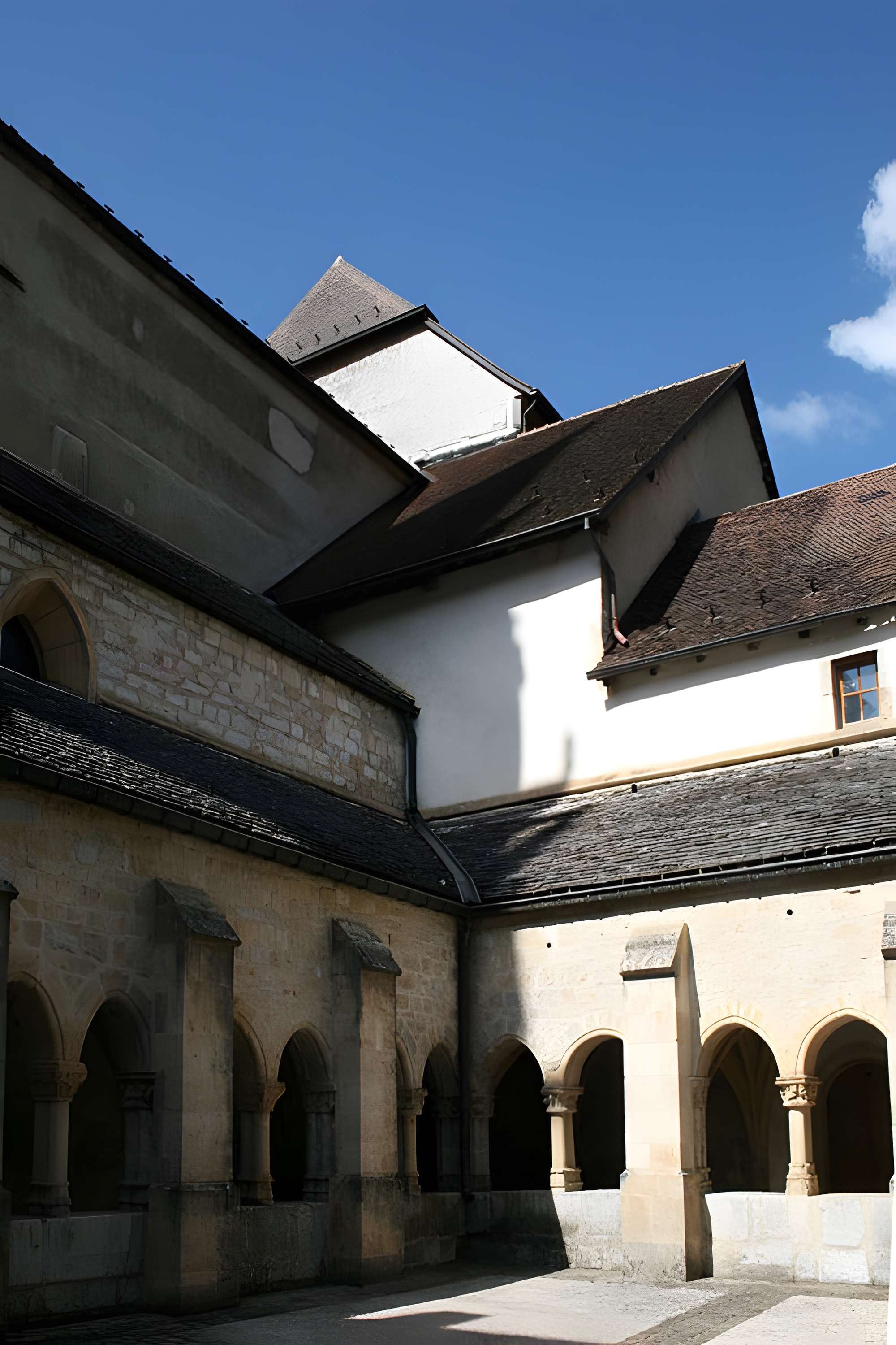 Abbaye de Montbenoît