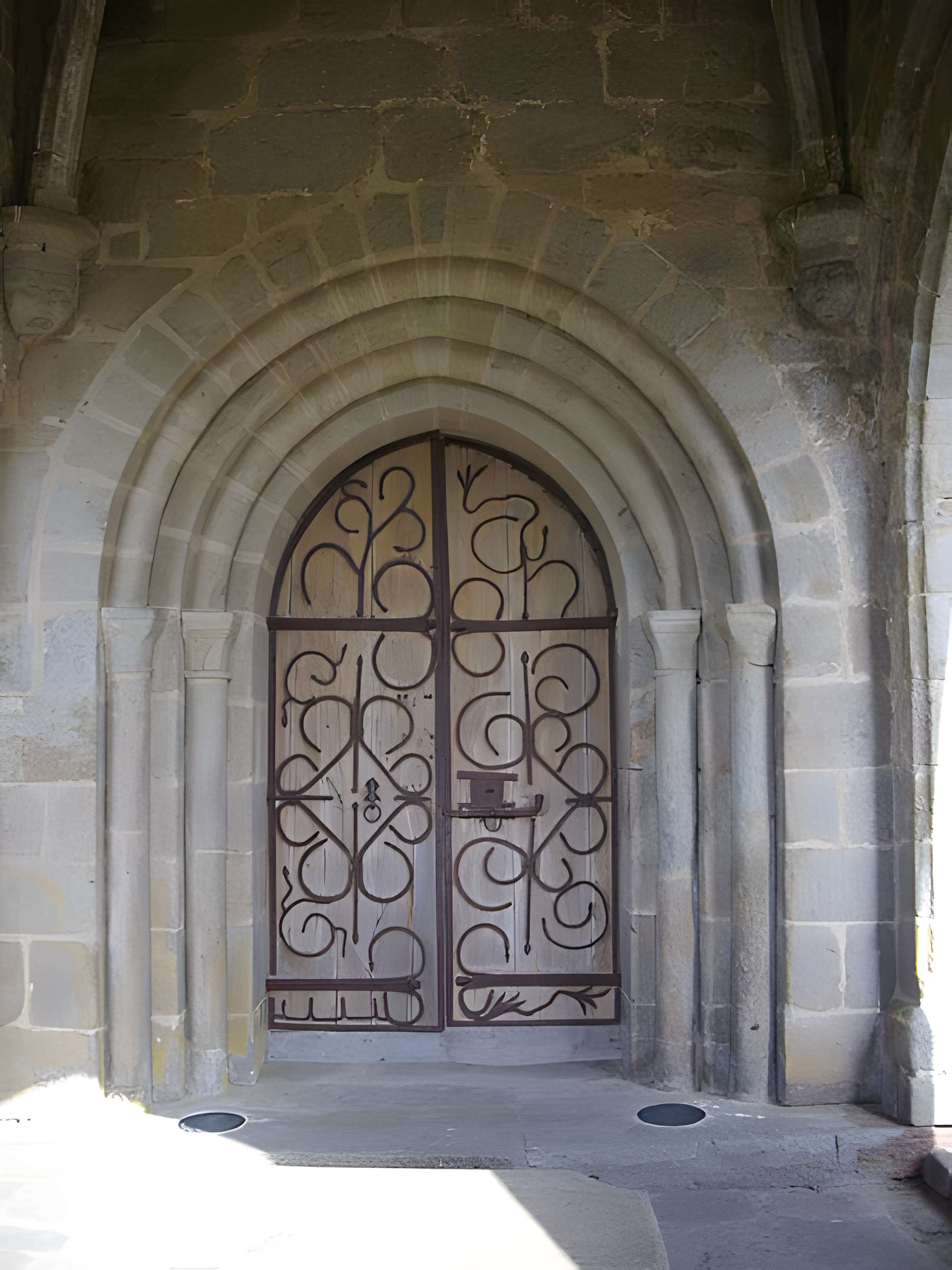 Église Saint-Barthélémy de Liginiac