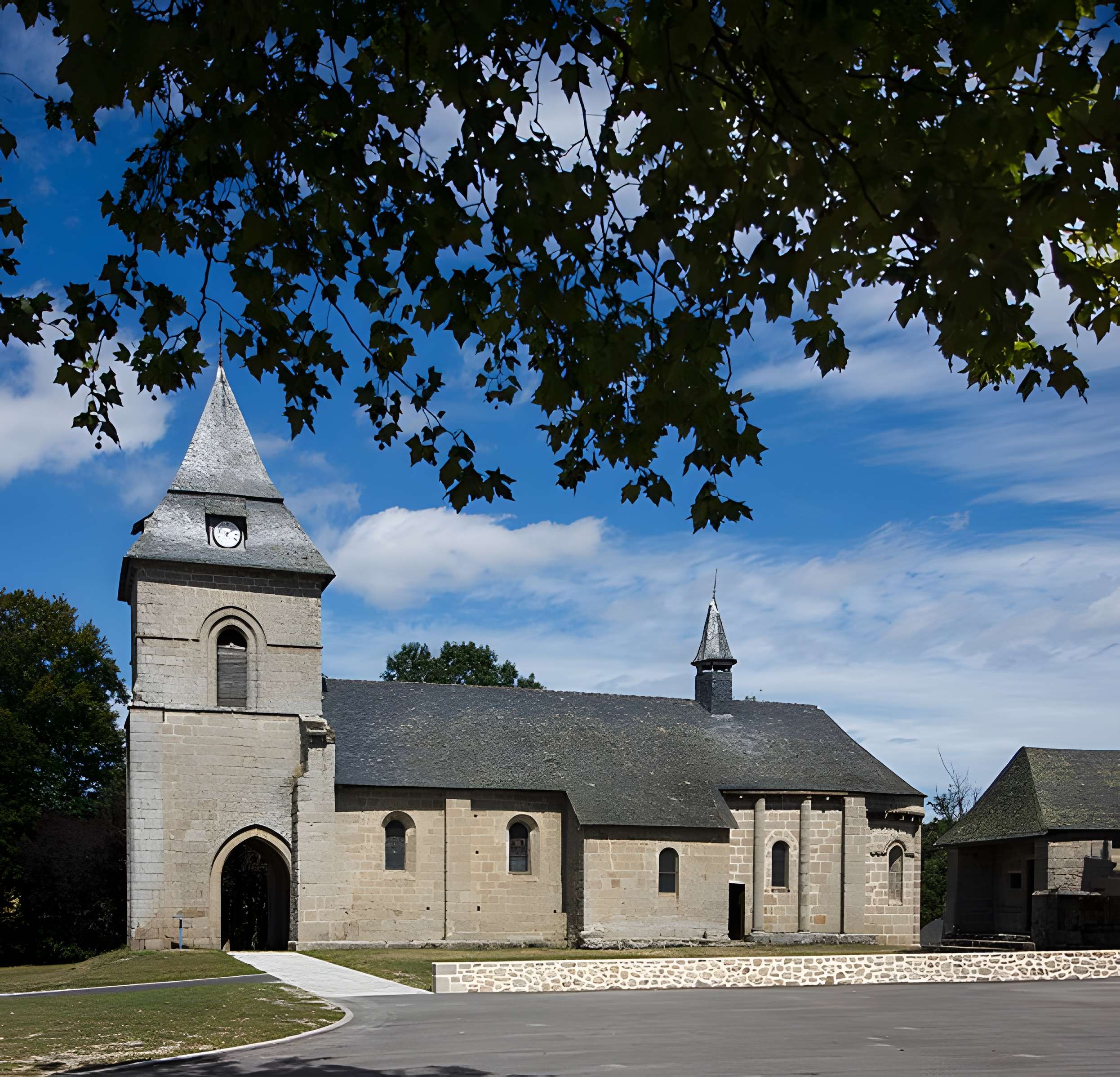 Église Saint-Barthélémy de Liginiac