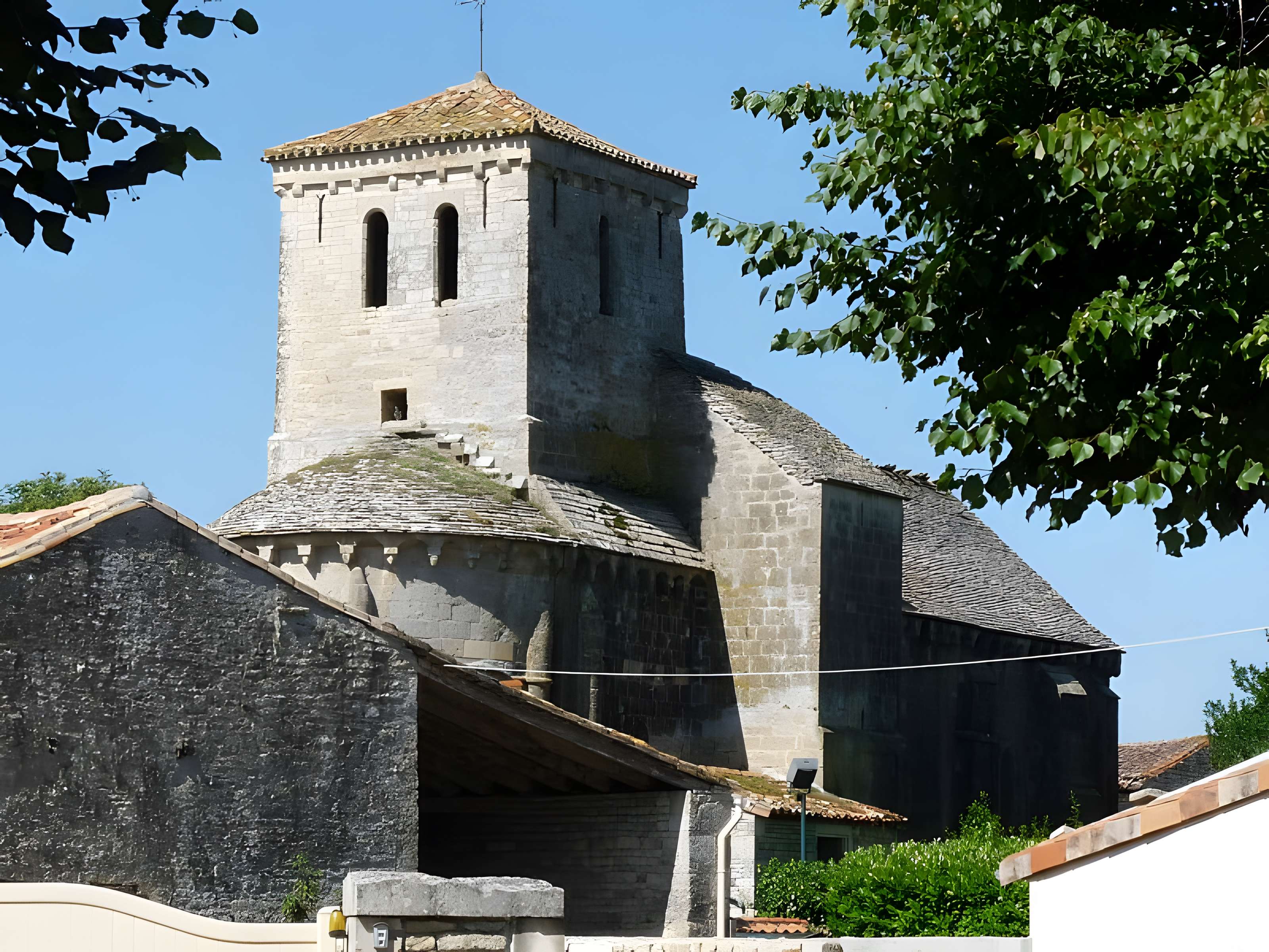 Église Saint-Barthélemy de Raix