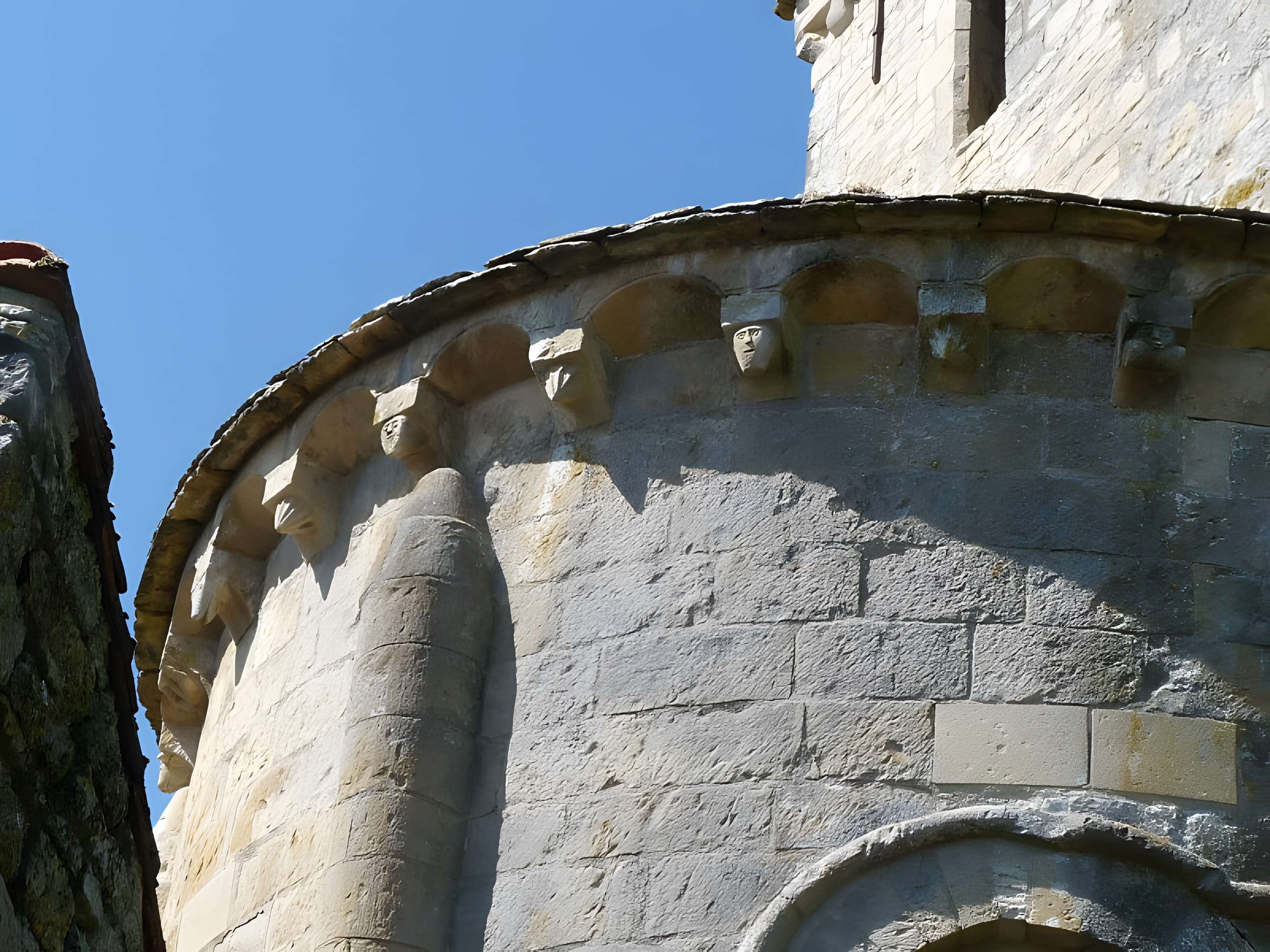 Église Saint-Barthélemy de Raix