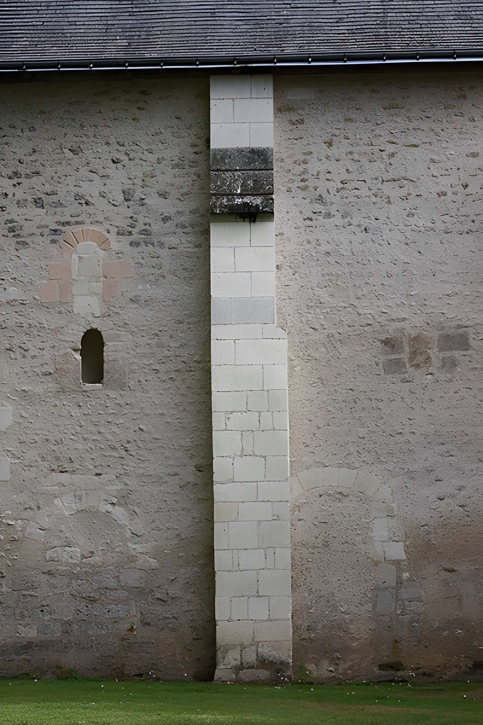 Église Saint-Barthélemy-et-Saint-Laurent de Loche-sur-Indrois