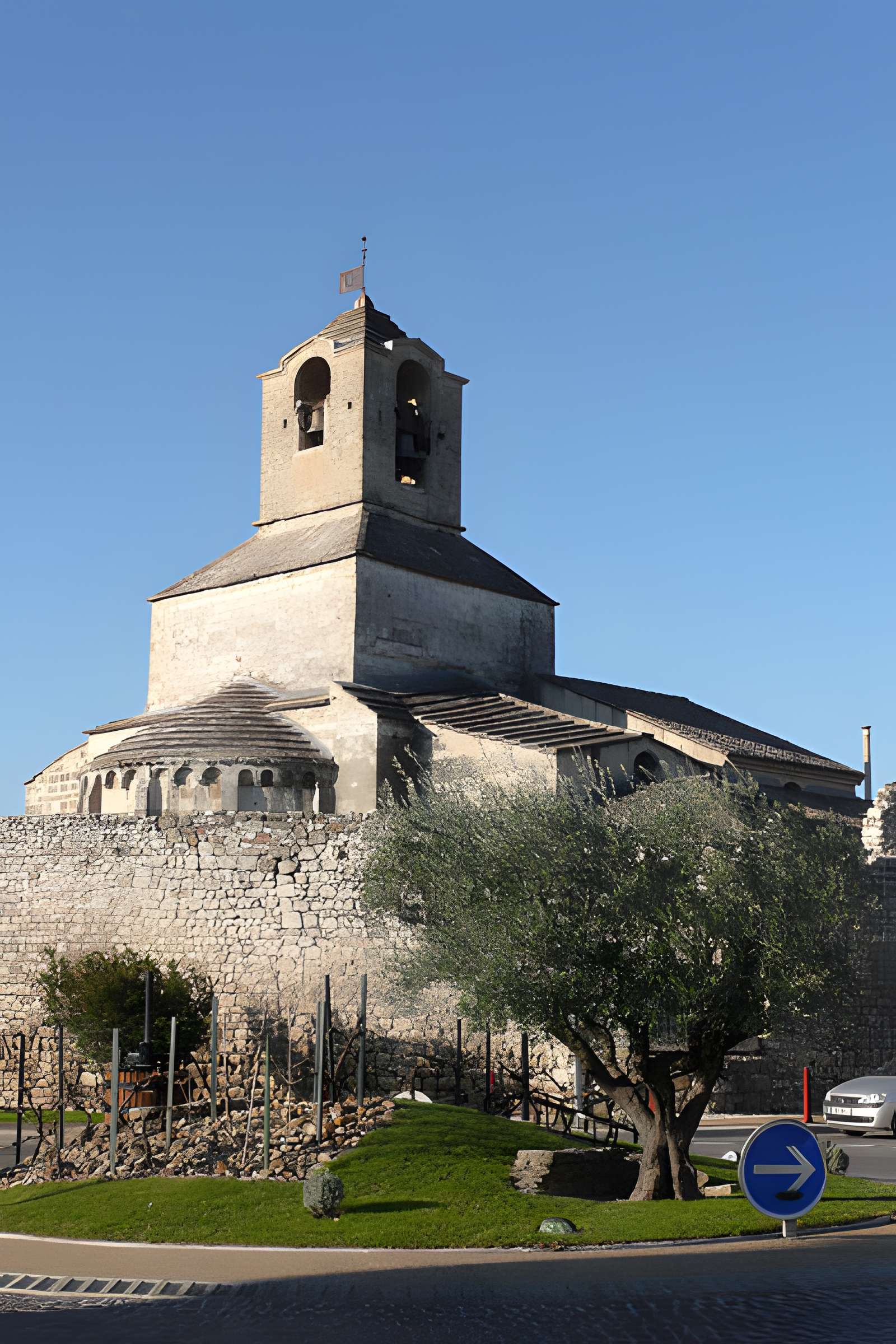 Église Saint-Baudile de Noves