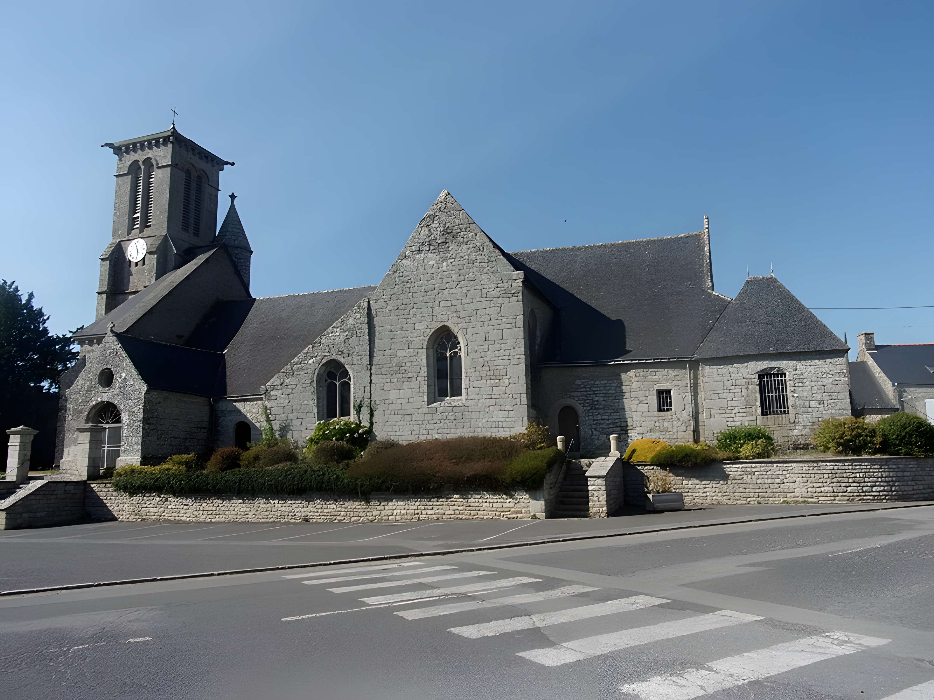 Église Saint-Beheau de Priziac
