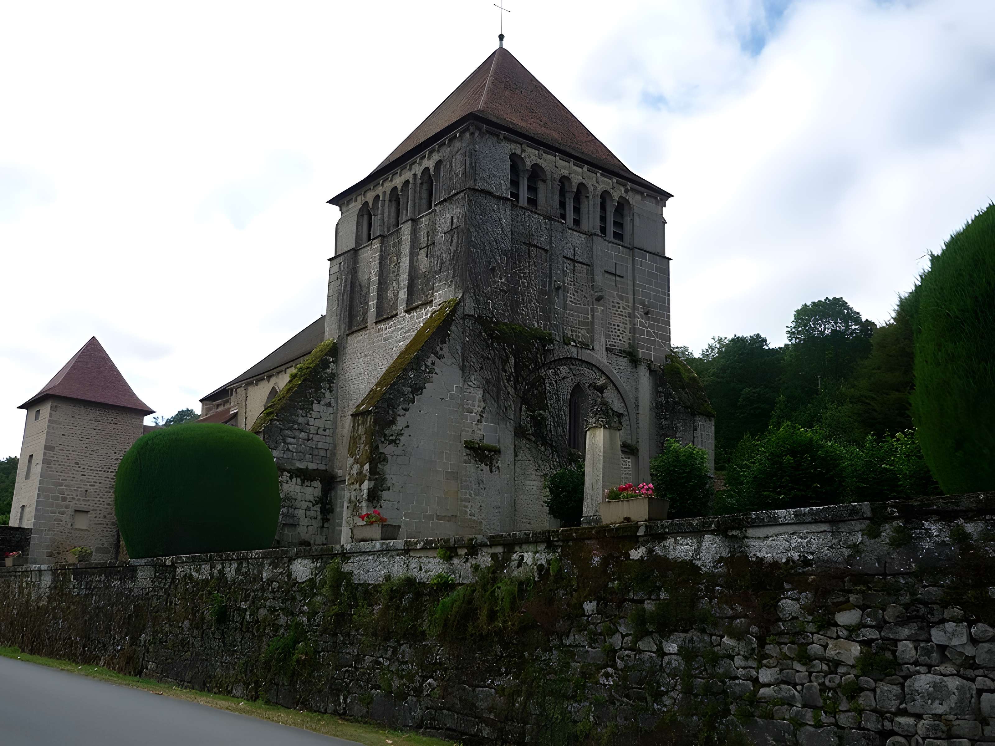 Abbaye de Moutier d'Ahun